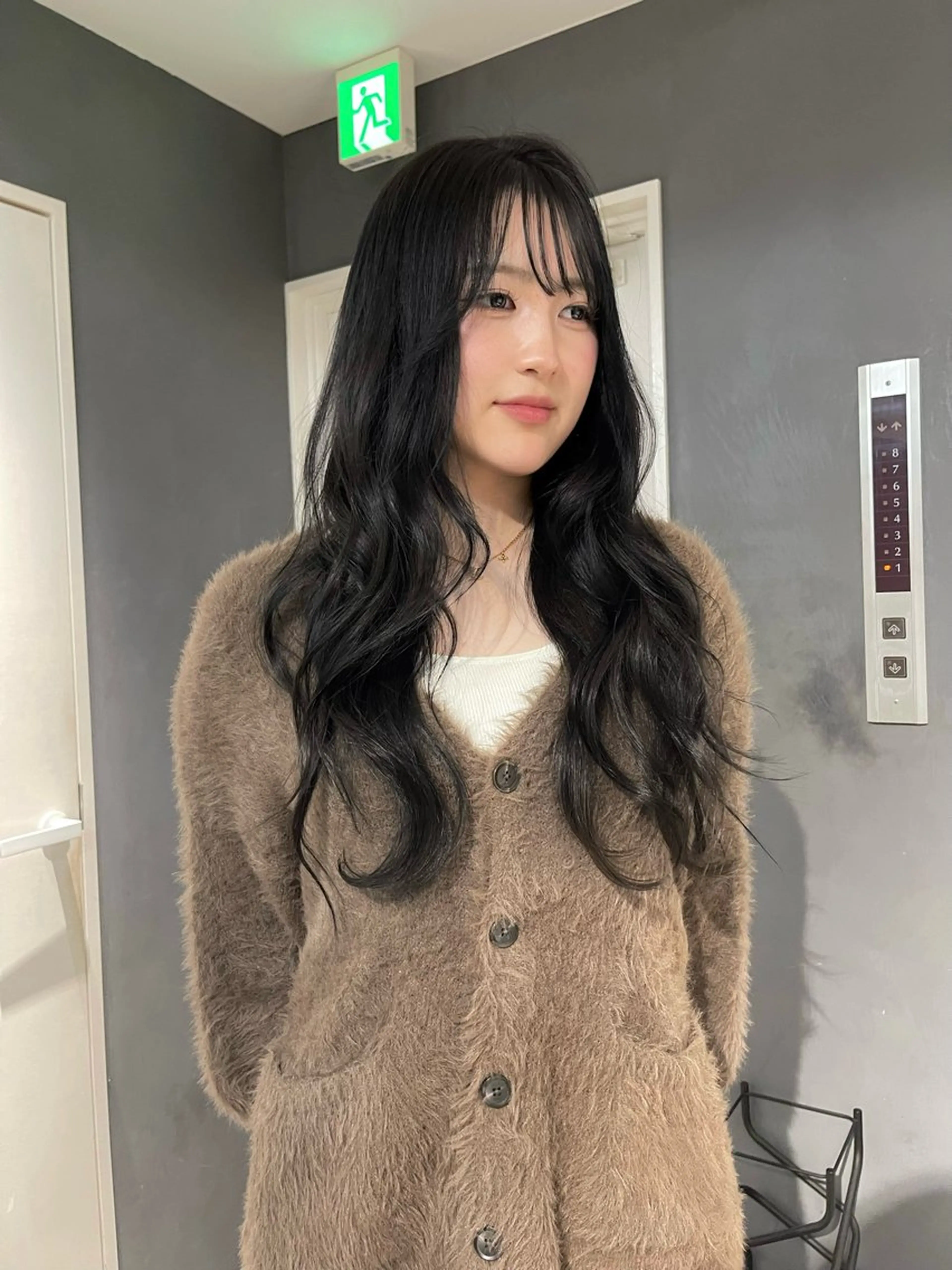 ロング カラー ダークグレー ダークグレージュ グレージュ レイヤーカット カット ヘアカラー 透明感カラー/レイヤ ー/艶髪/NENEのヘアスタイル