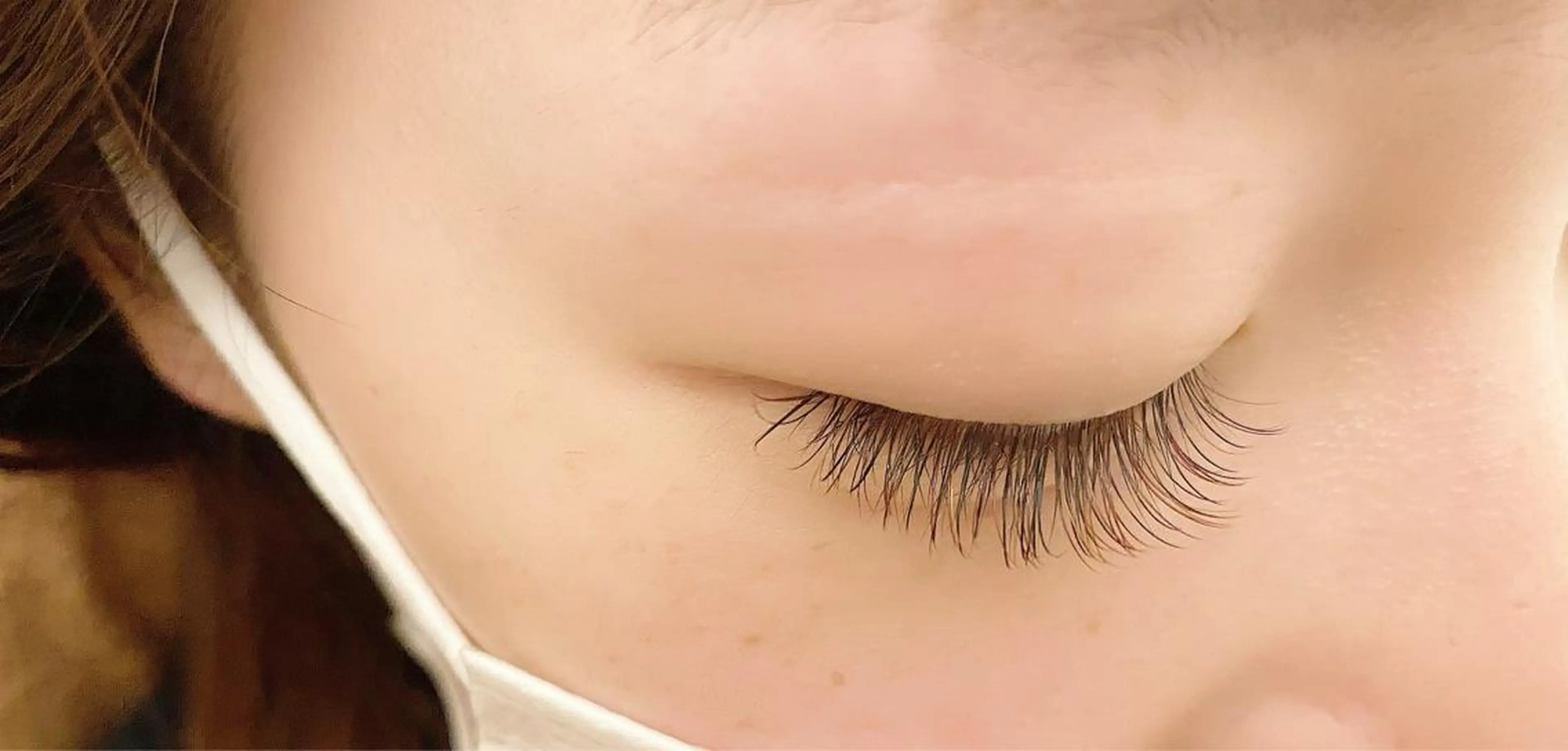 マツエク・マツパ カラーマツエク フラットラッシュ TOPBROW マユリのマツエク・マツパデザイン