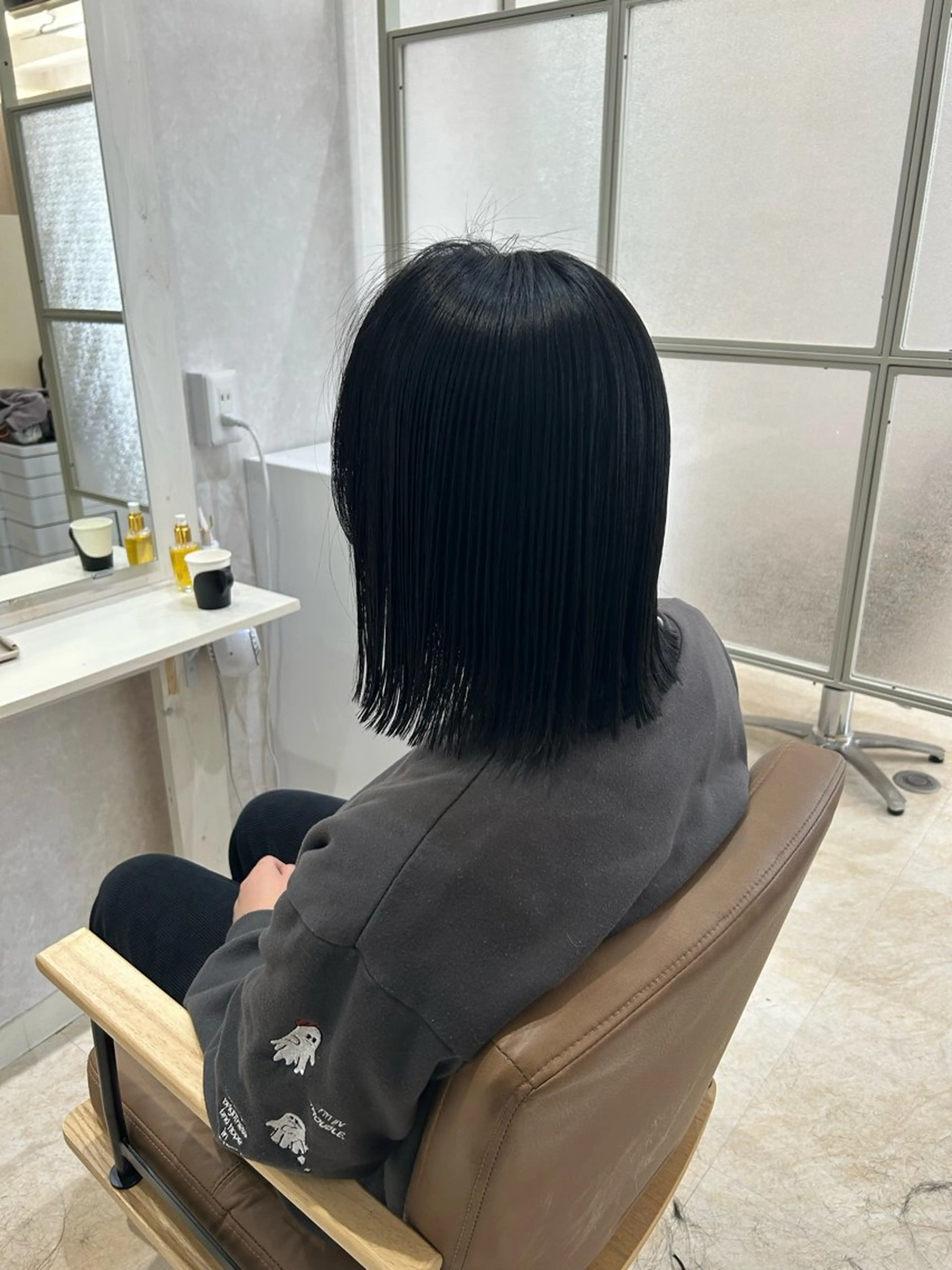 ミディアム カット 縮毛矯正 トリートメント 💙まこと💙艶 カラー(Rico)のヘアスタイル