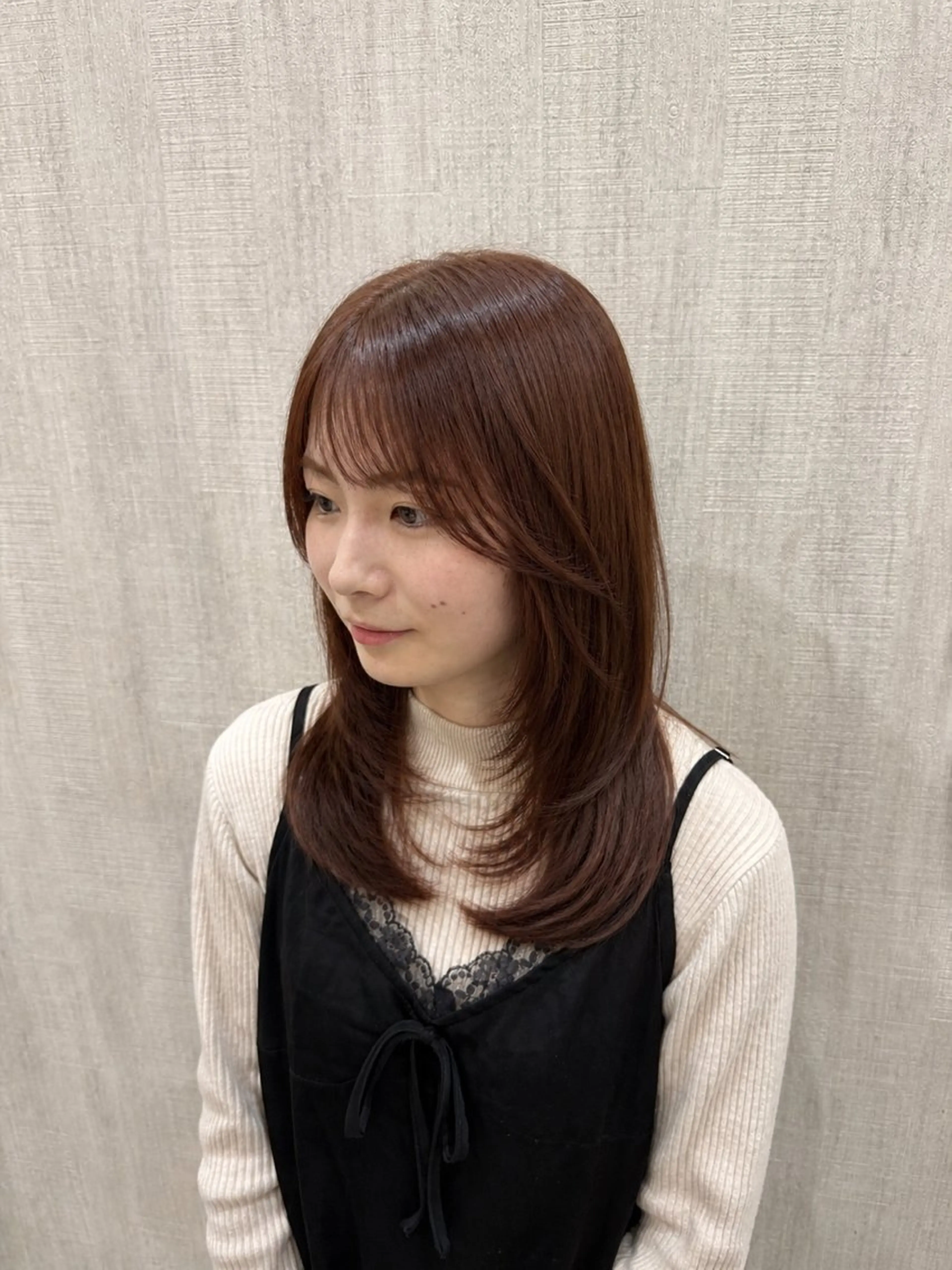 セミロング くびれヘア くびれレイヤー レイヤーカット 小顔カット カット ヘアカラー トリートメント 店長✨レイヤー✖️ 髪質改善✖️韓国ヘアのヘアスタイル