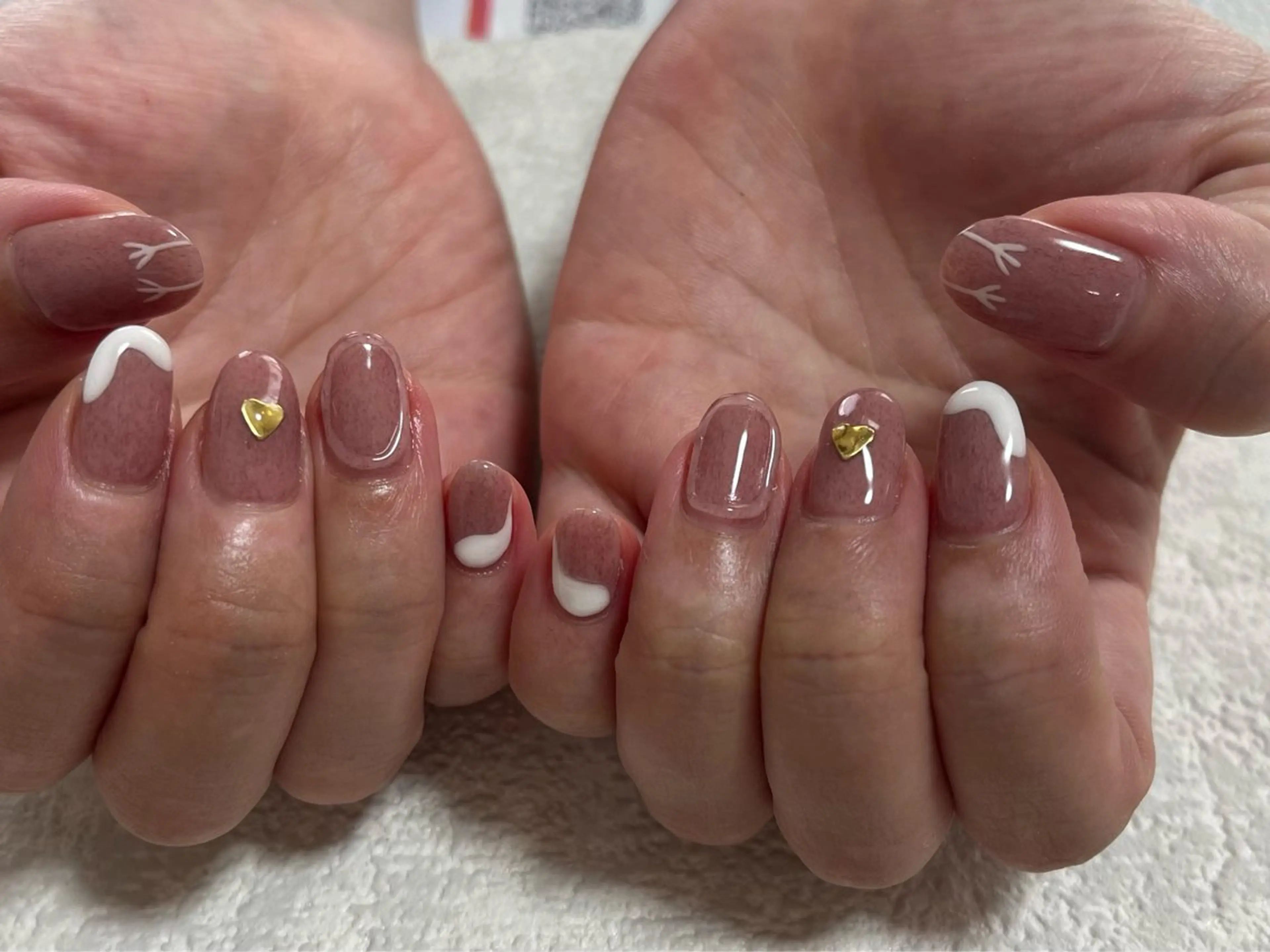 ネイル ジェルネイル 韓国ネイル メンズネイル パラジェル ブライダルネイル kiki nail たまプラーザのネイルデザイン