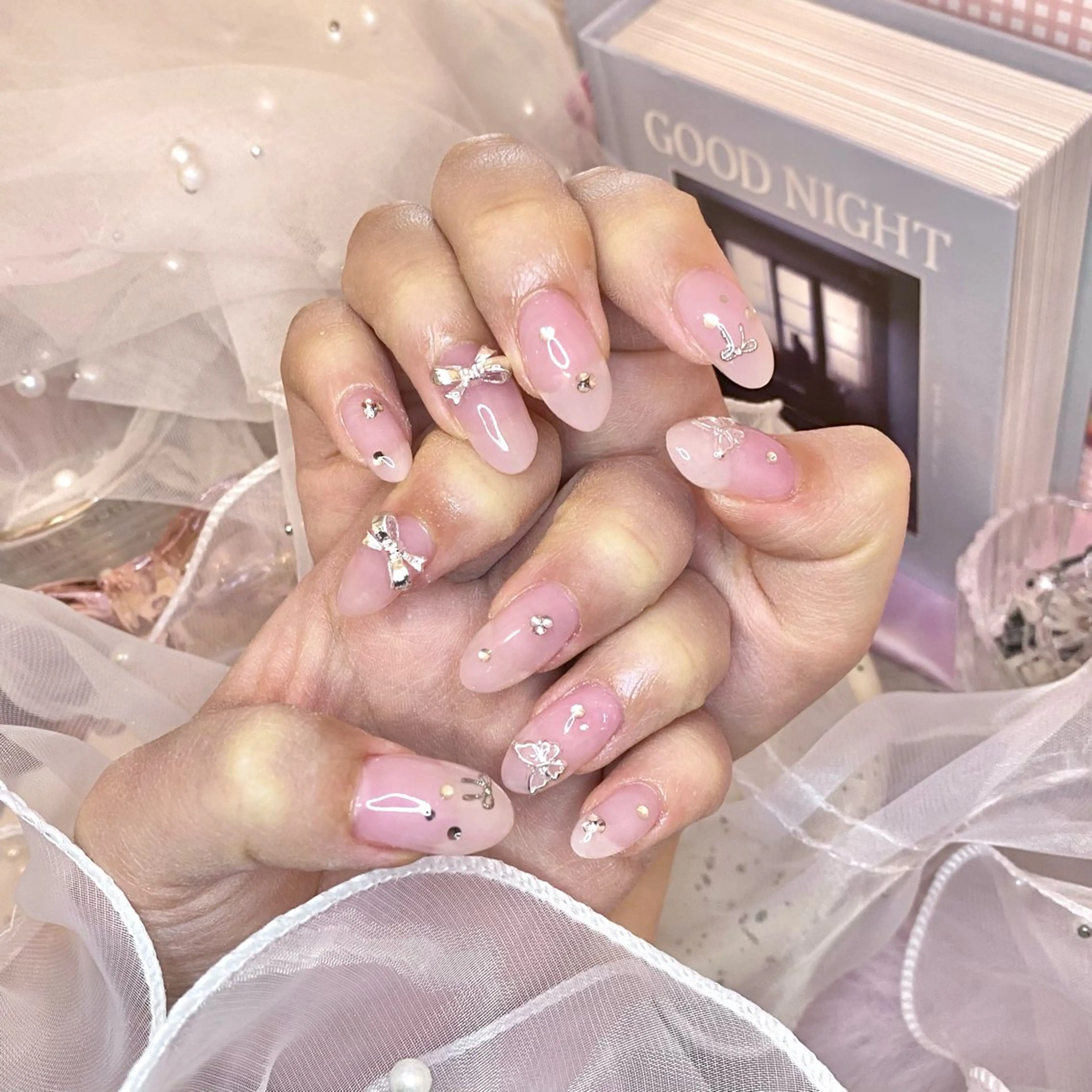 ネイル ハンドネイル Yveil 心斎橋店 hirokoのネイルデザイン