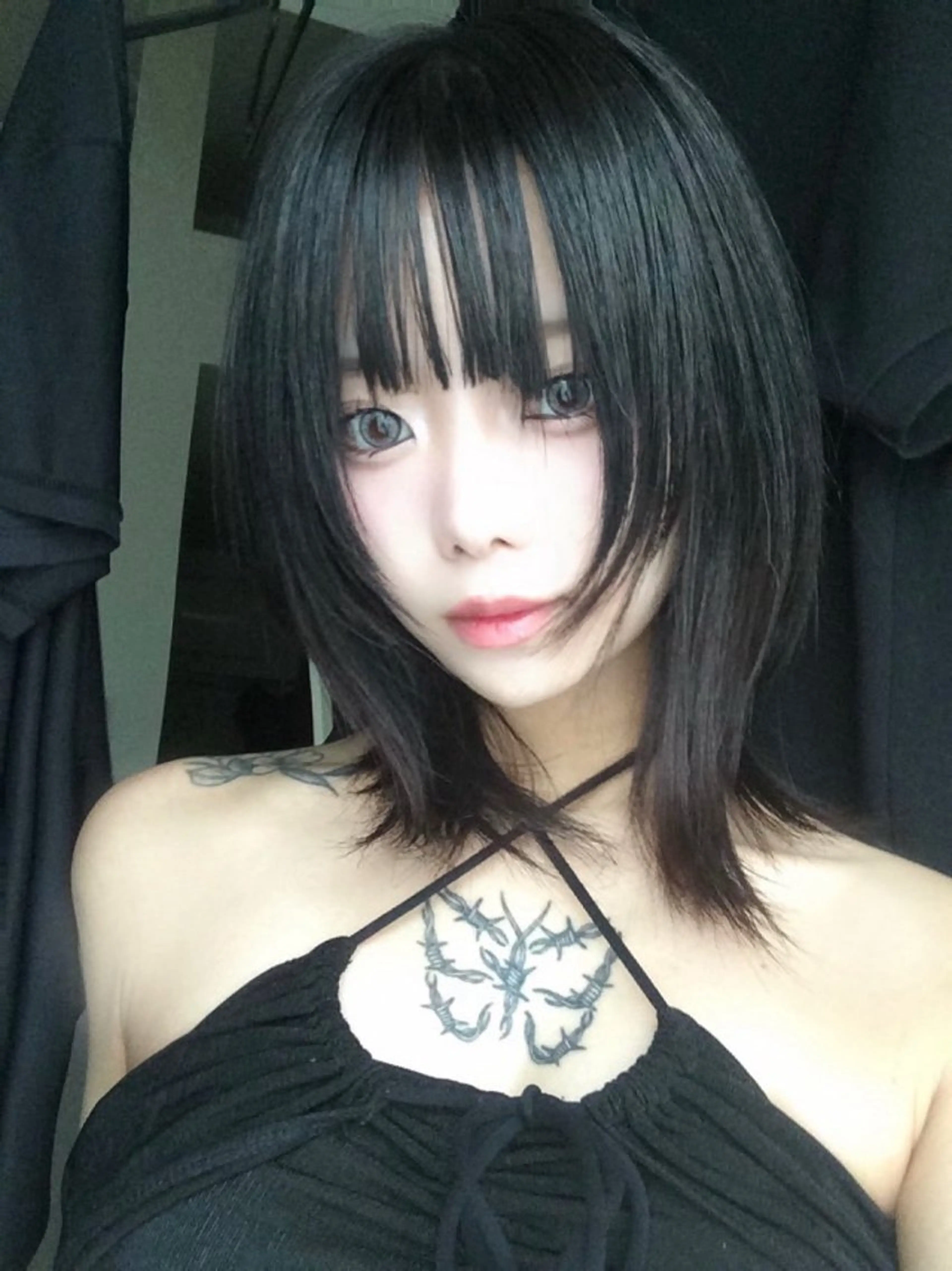 ミディアム カット 韓国レイヤー/透明感 /髪質改善/アジキのヘアスタイル