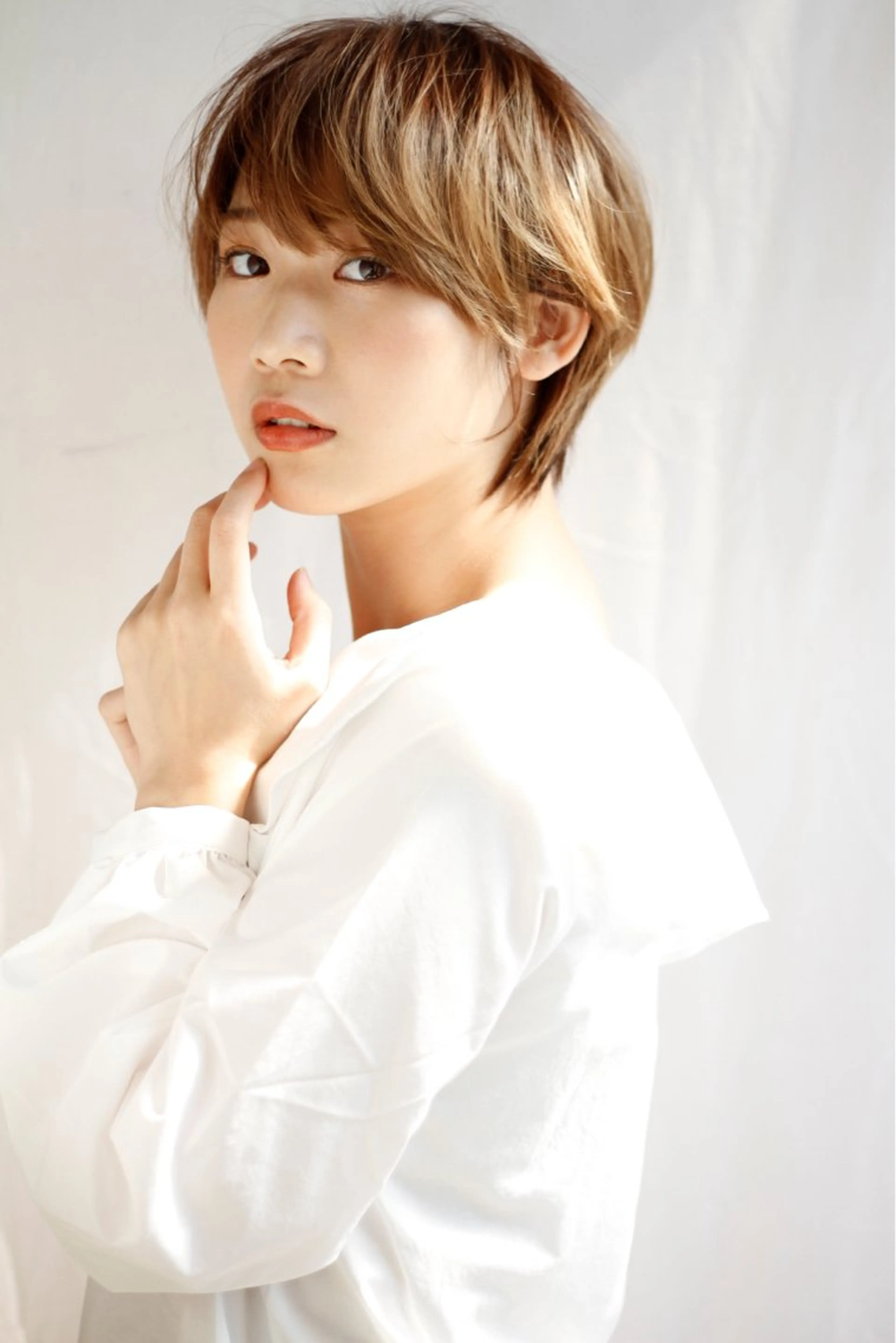 ショート 顔周りデザイン/ ママ美容師/濱ほのかのヘアスタイル