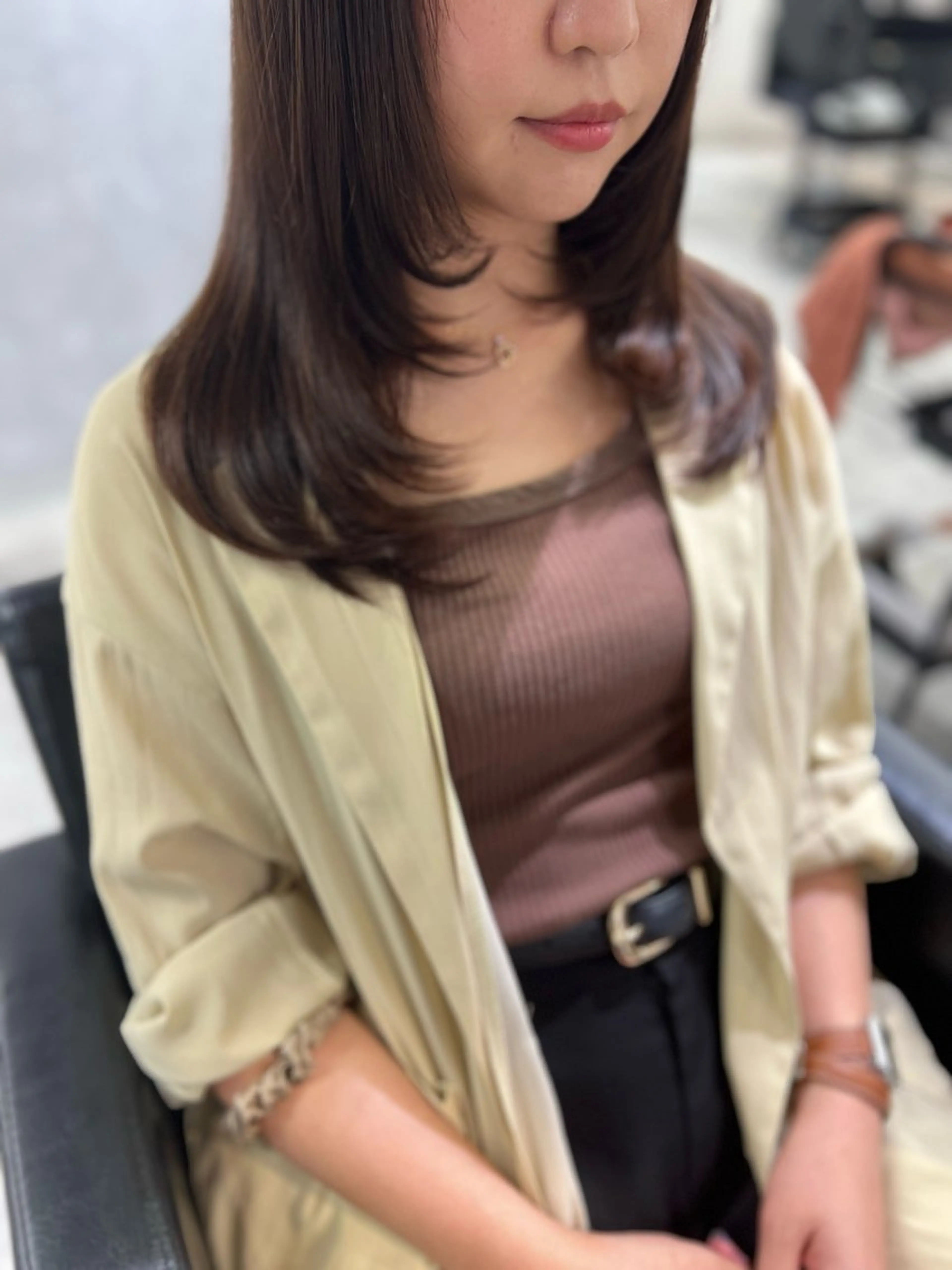 セミロング カラー 黒髪 ブリーチ 透明感カラー 顔周りカット レイヤーカット 透明感/レイヤー 🇰🇷tomonaのヘアスタイル