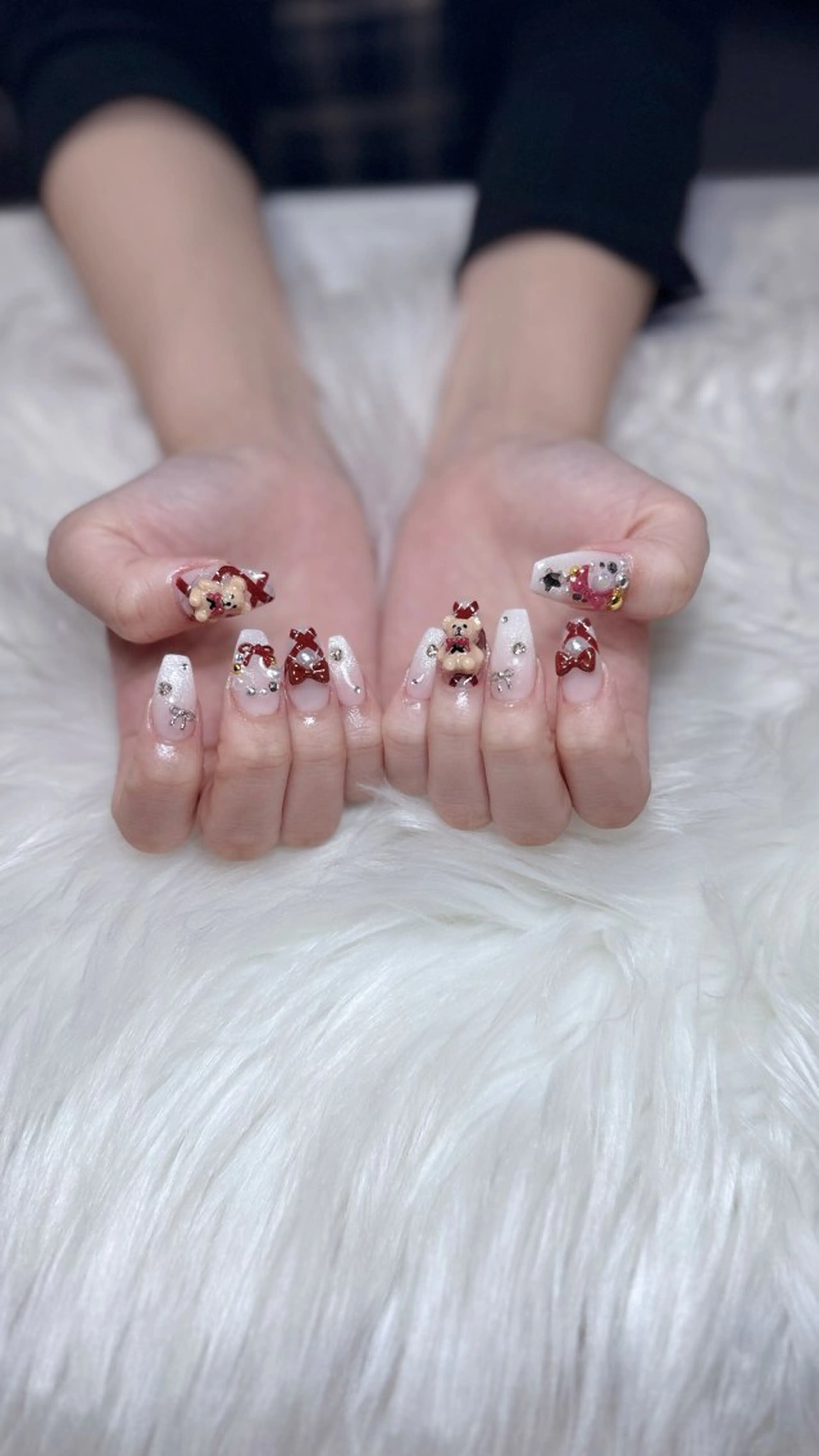 ネイル アートネイル オーロラネイル ジェルネイル 韓国ネイル ロングネイル ハンドネイル Nichi Nailsのネイルデザイン