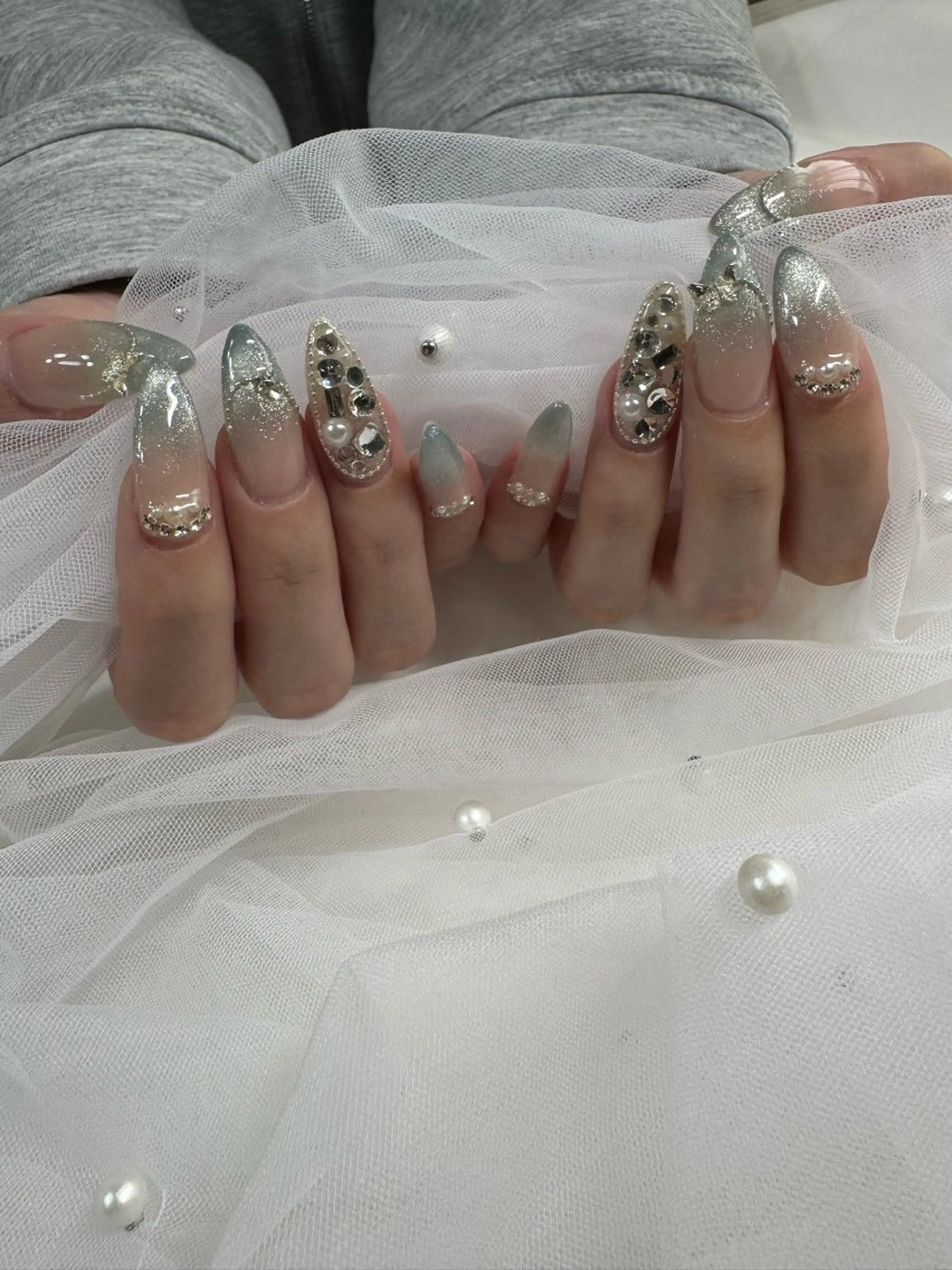 ネイル ジェルネイル 東 千夏のネイルデザイン