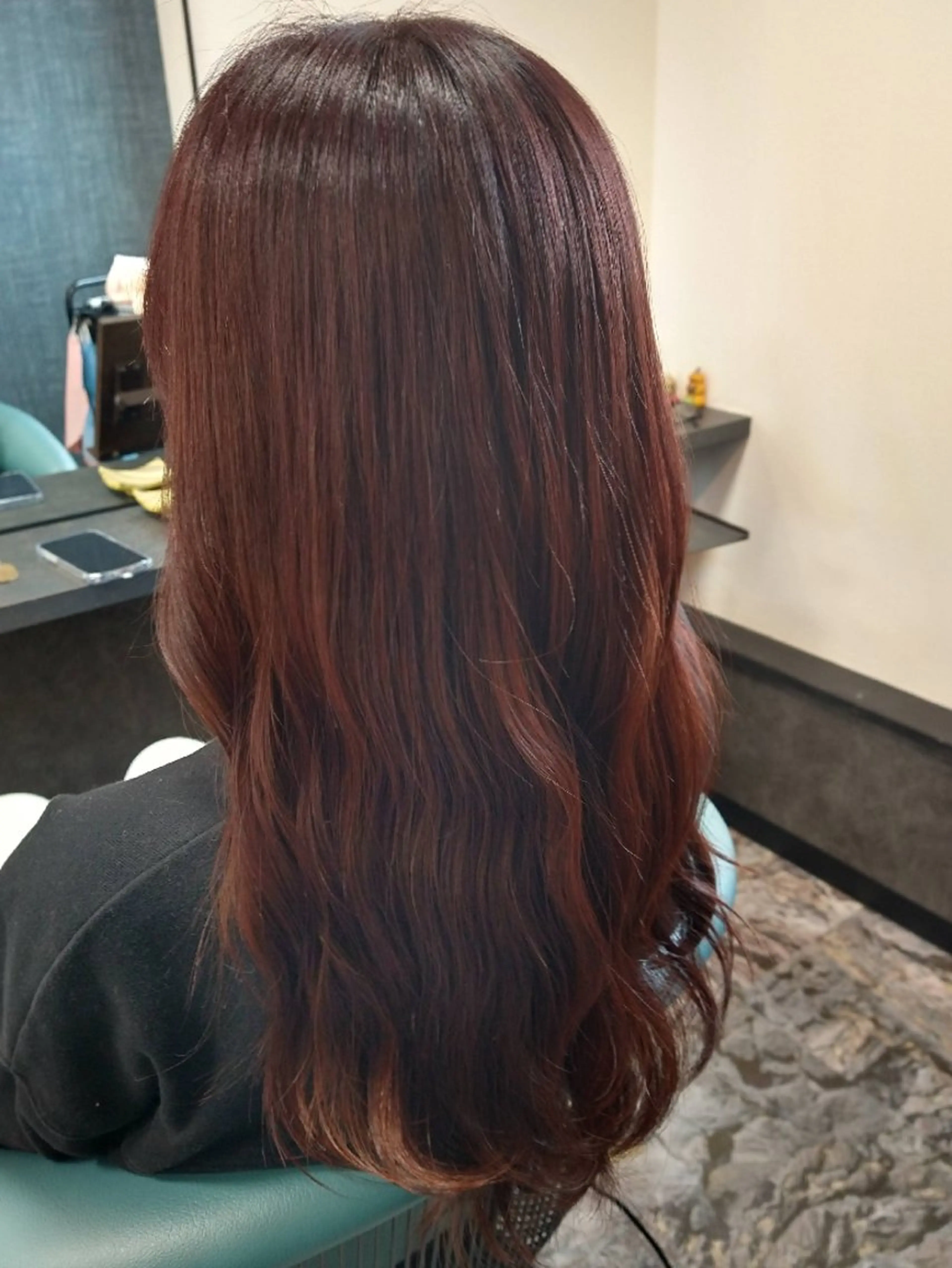 ロング カラー 藤本 咲紀のヘアスタイル