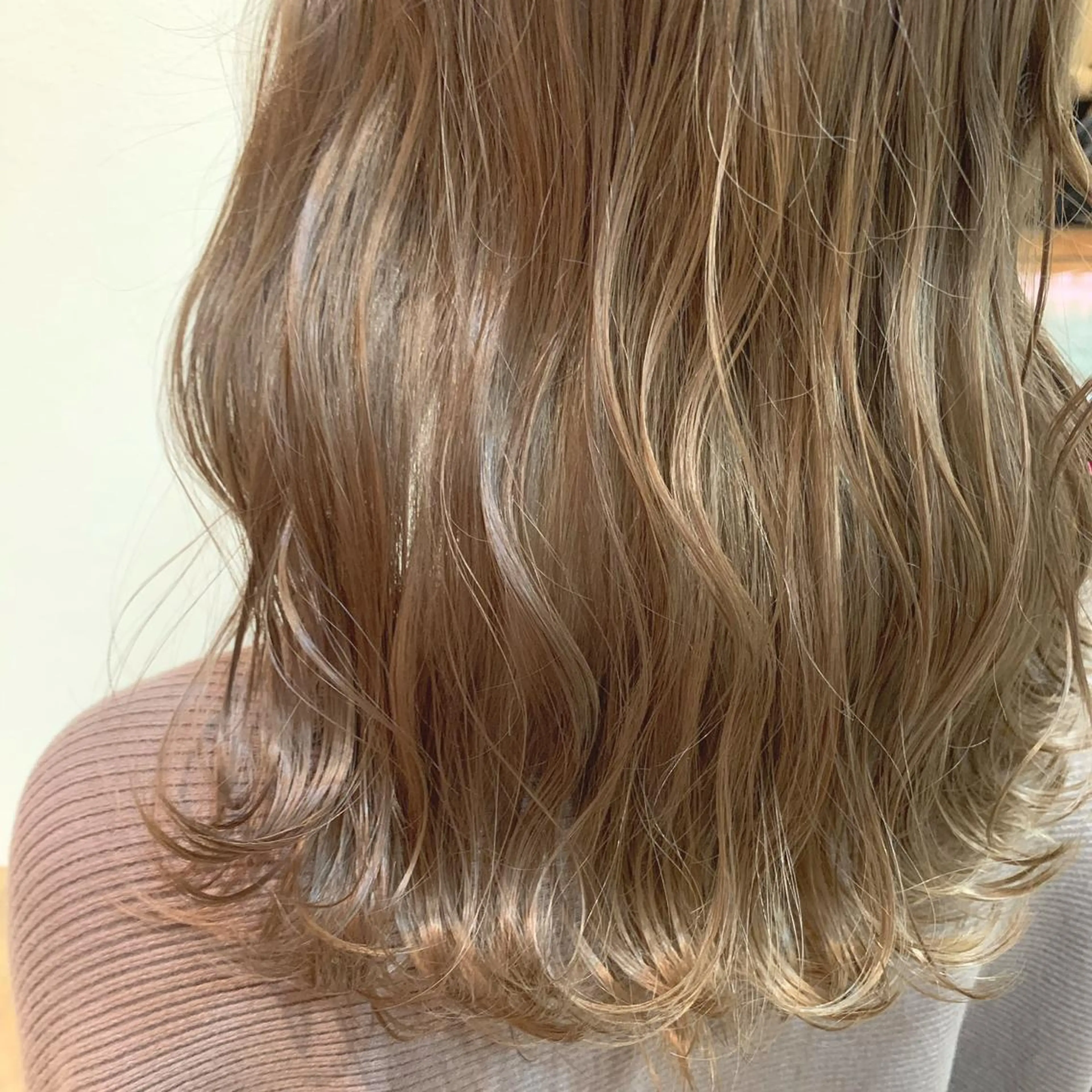 ロング カラー アディクシーカラー ベージュカラー ヘアカラー Topstylist HARUのヘアスタイル