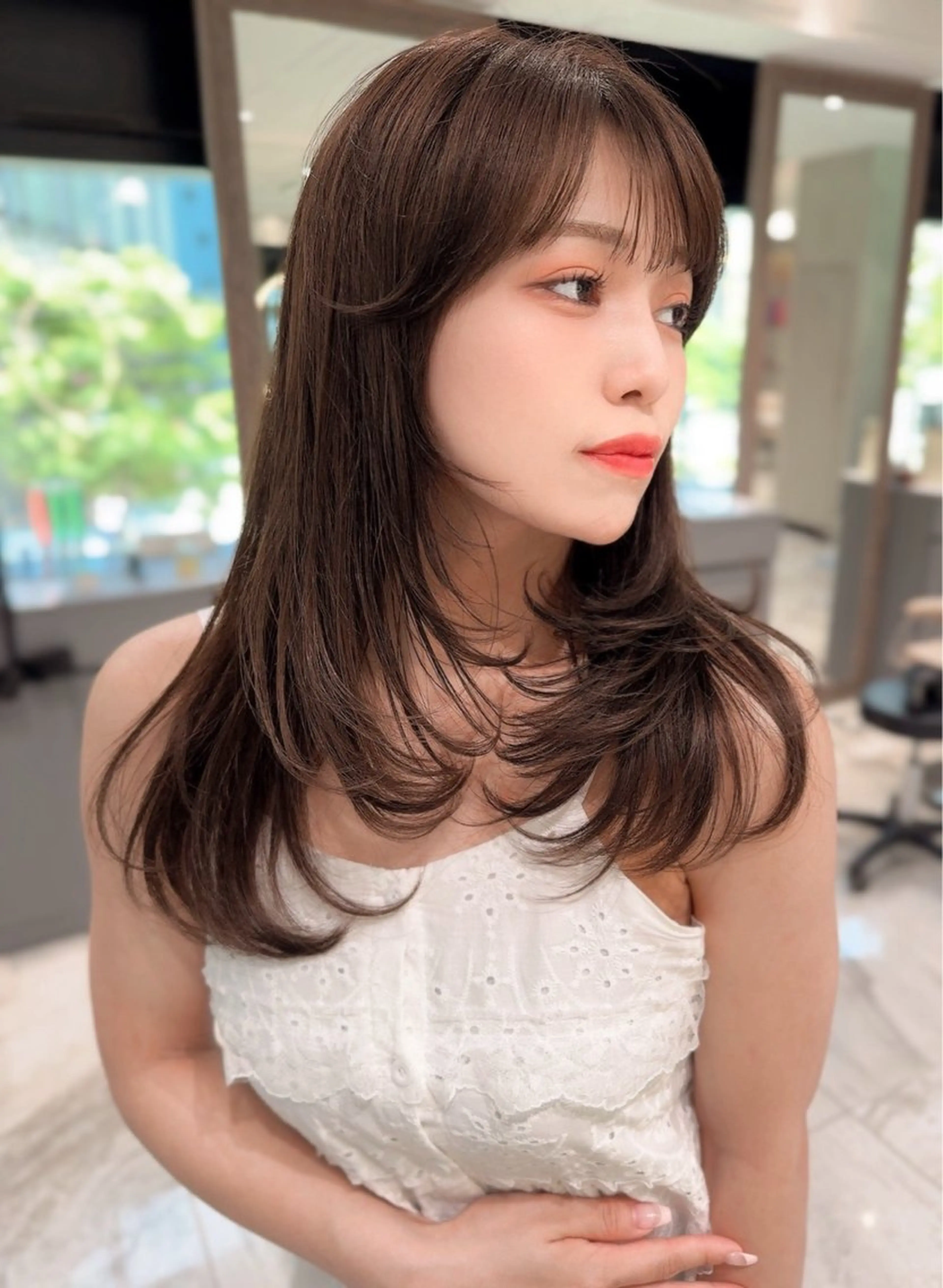 ミディアム カラー カット ヘアカラー トリートメント 木屋元一/透明感 /前髪/ショートボブのヘアスタイル