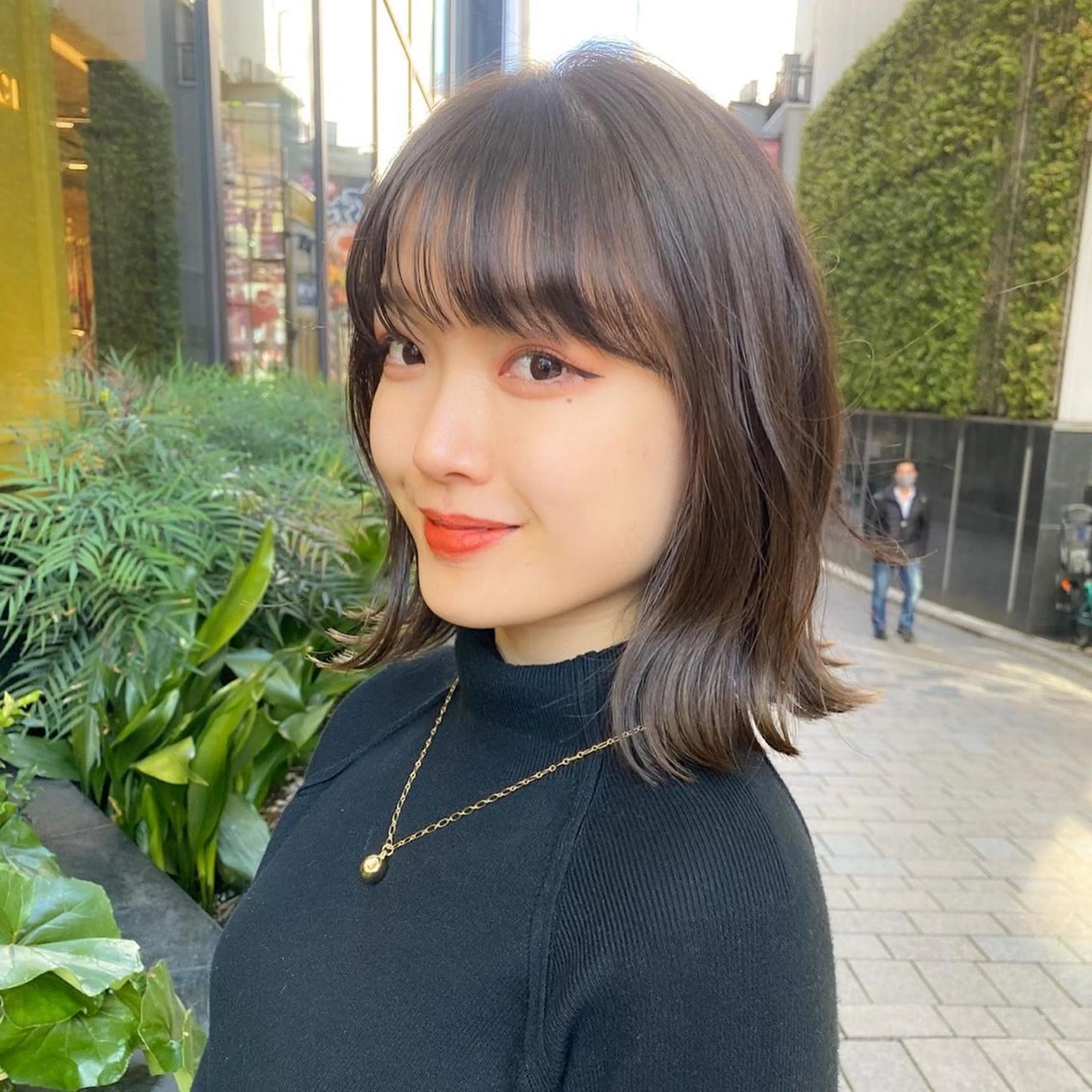 ミディアム ハイライト レイヤーカットのプロ 大人ヘア宮森貴志のヘアスタイル