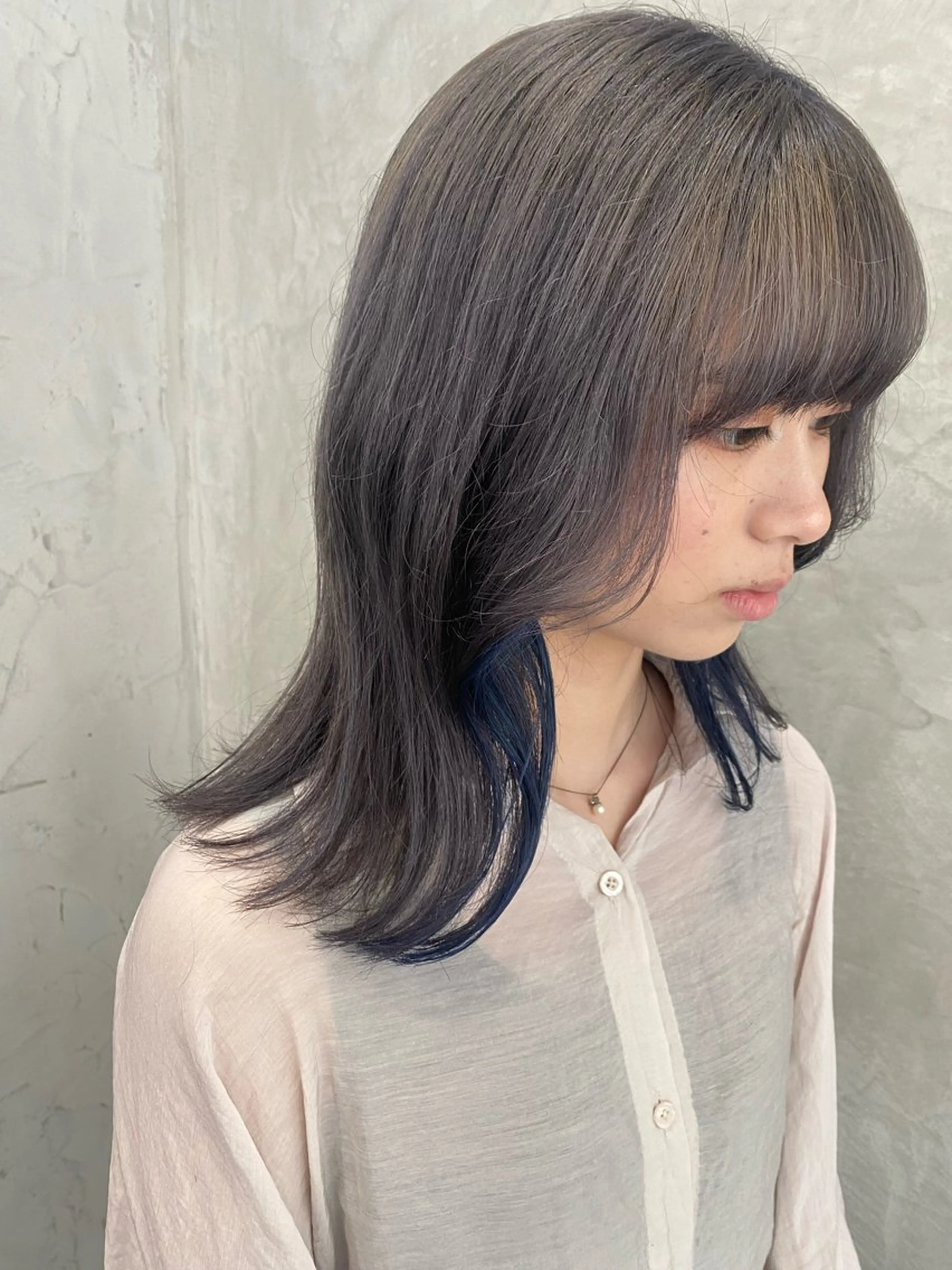 ミディアム カラー カット ヘアカラー トリートメント 佐伯 鼓乃美のヘアスタイル