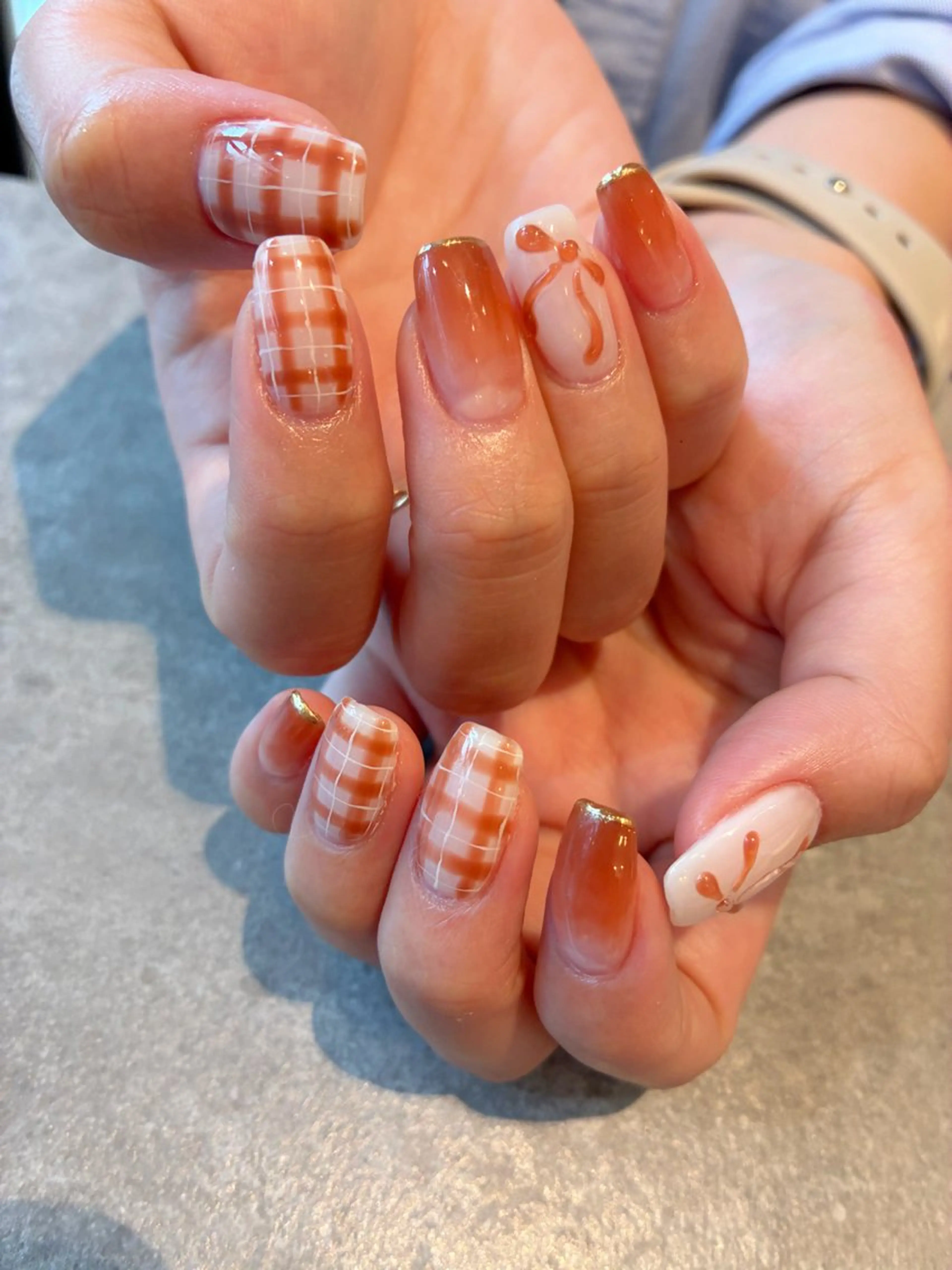 ネイル 持ち込み Nest 岩崎のネイルデザイン