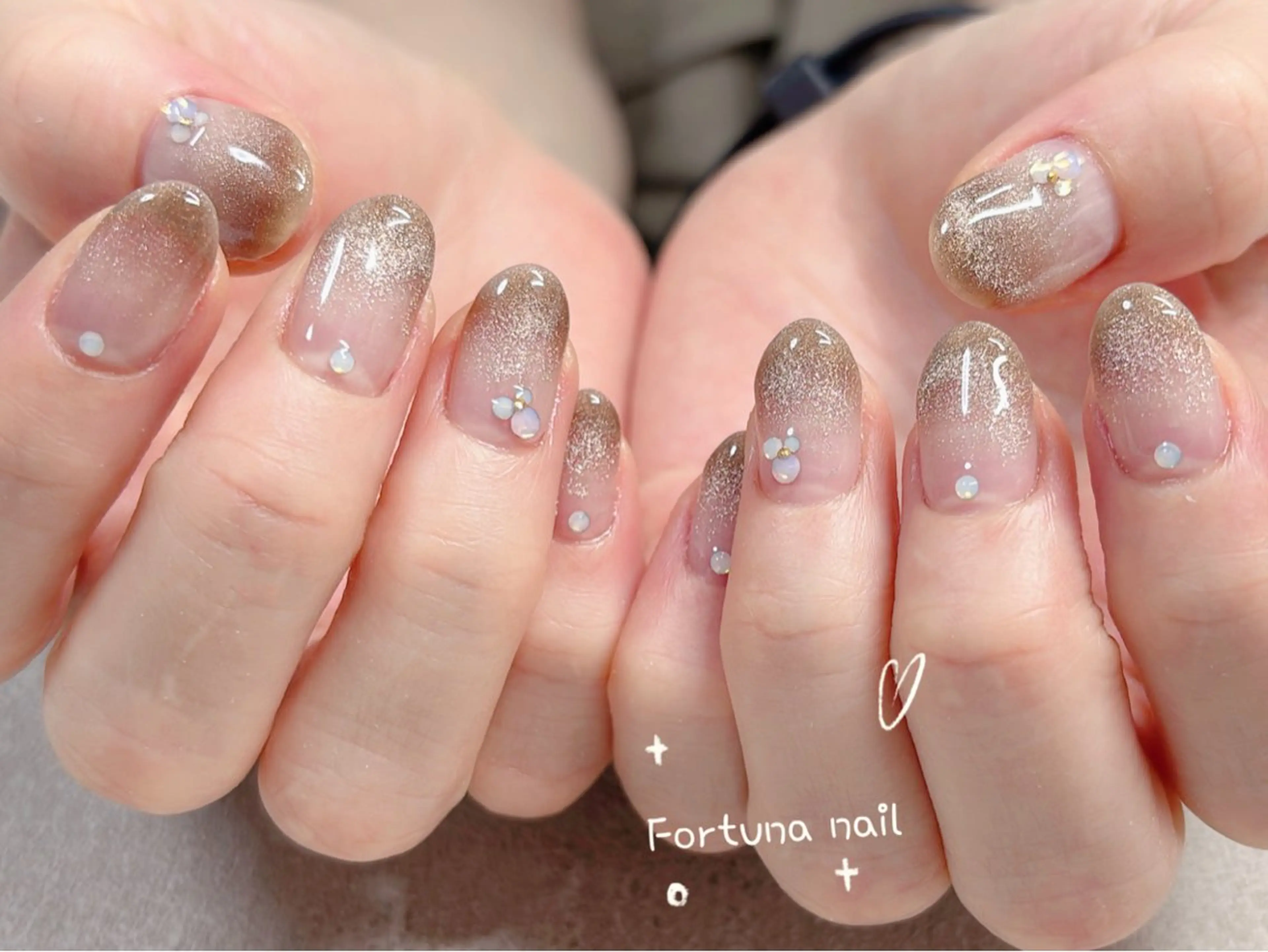 ネイル Nail •Head スパFortunaのネイルデザイン