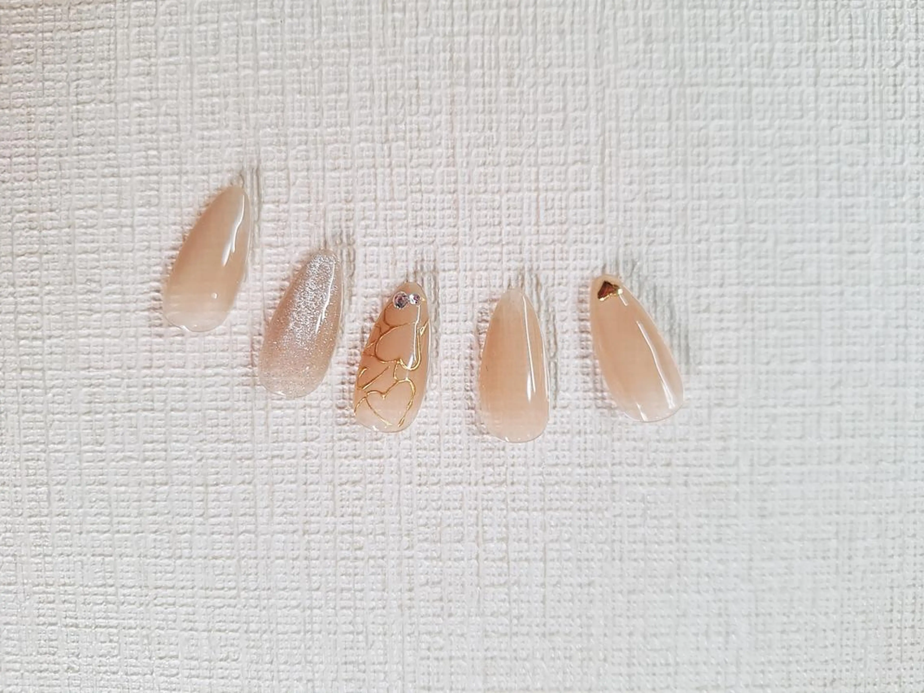 ネイル AB マツエクネイルサロンのネイルデザイン