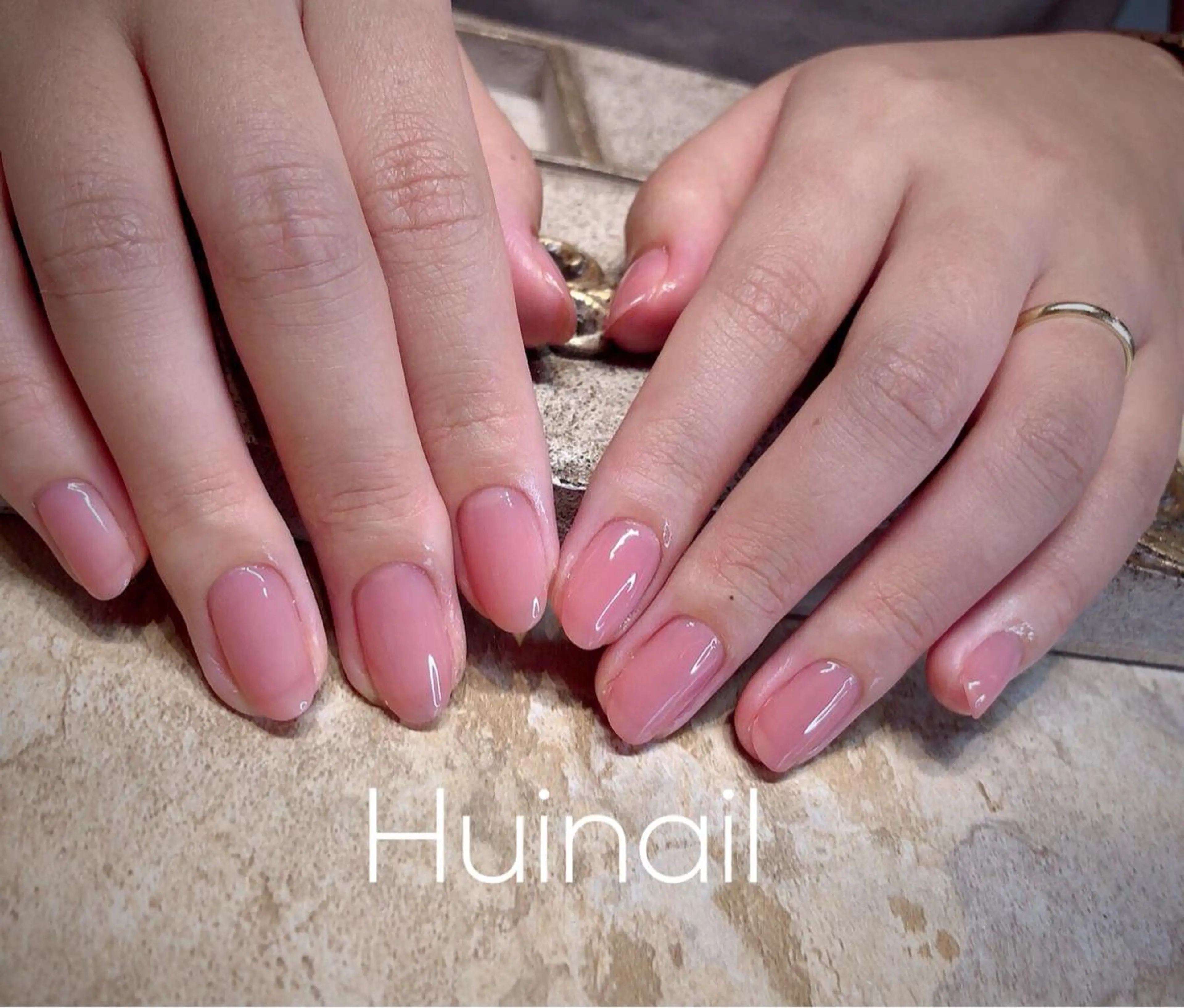 ミディアム ハンドネイル めぐみのネイルサロン スタッフ練習のネイルデザイン