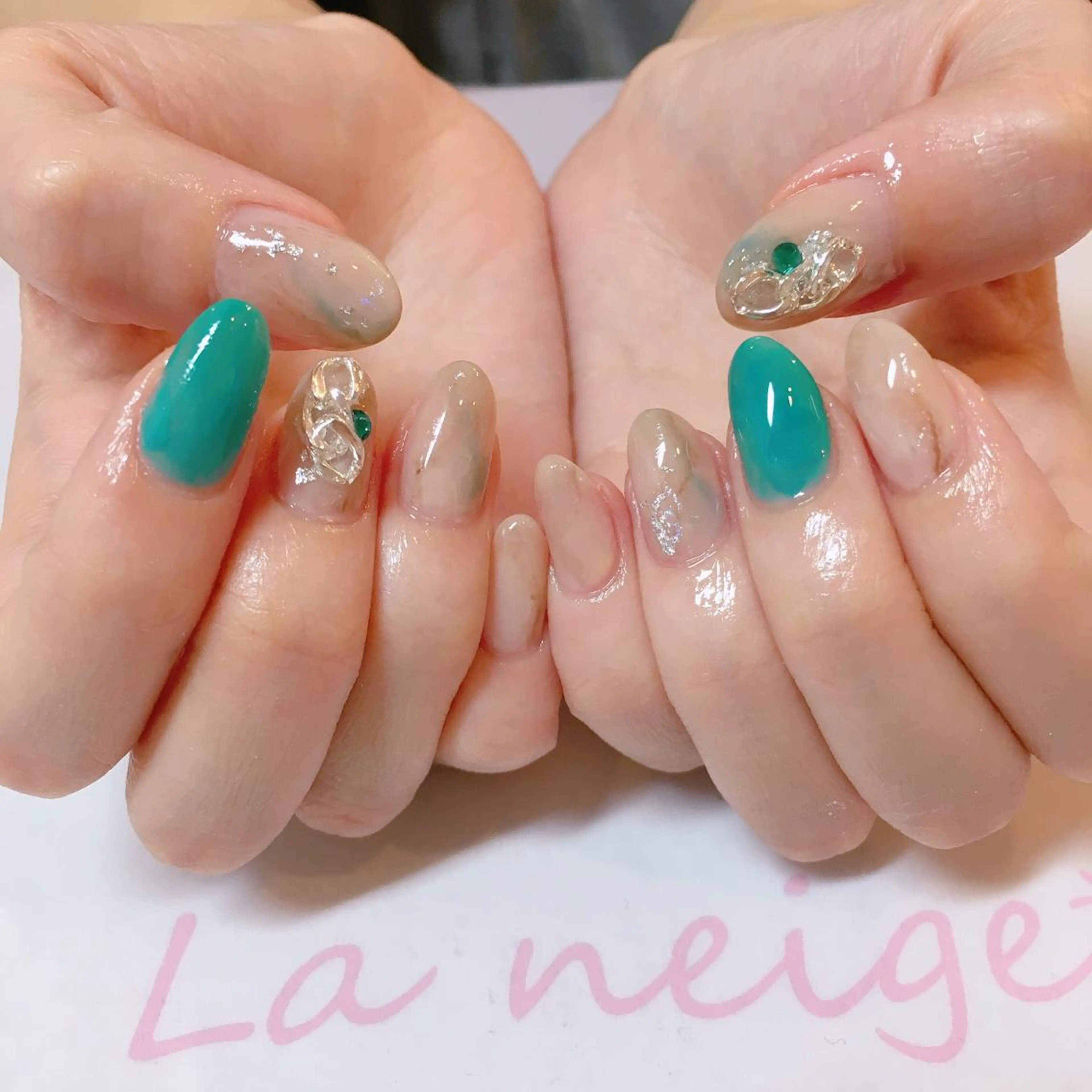 ネイル La neige* yuki 🐩🌙のネイルデザイン