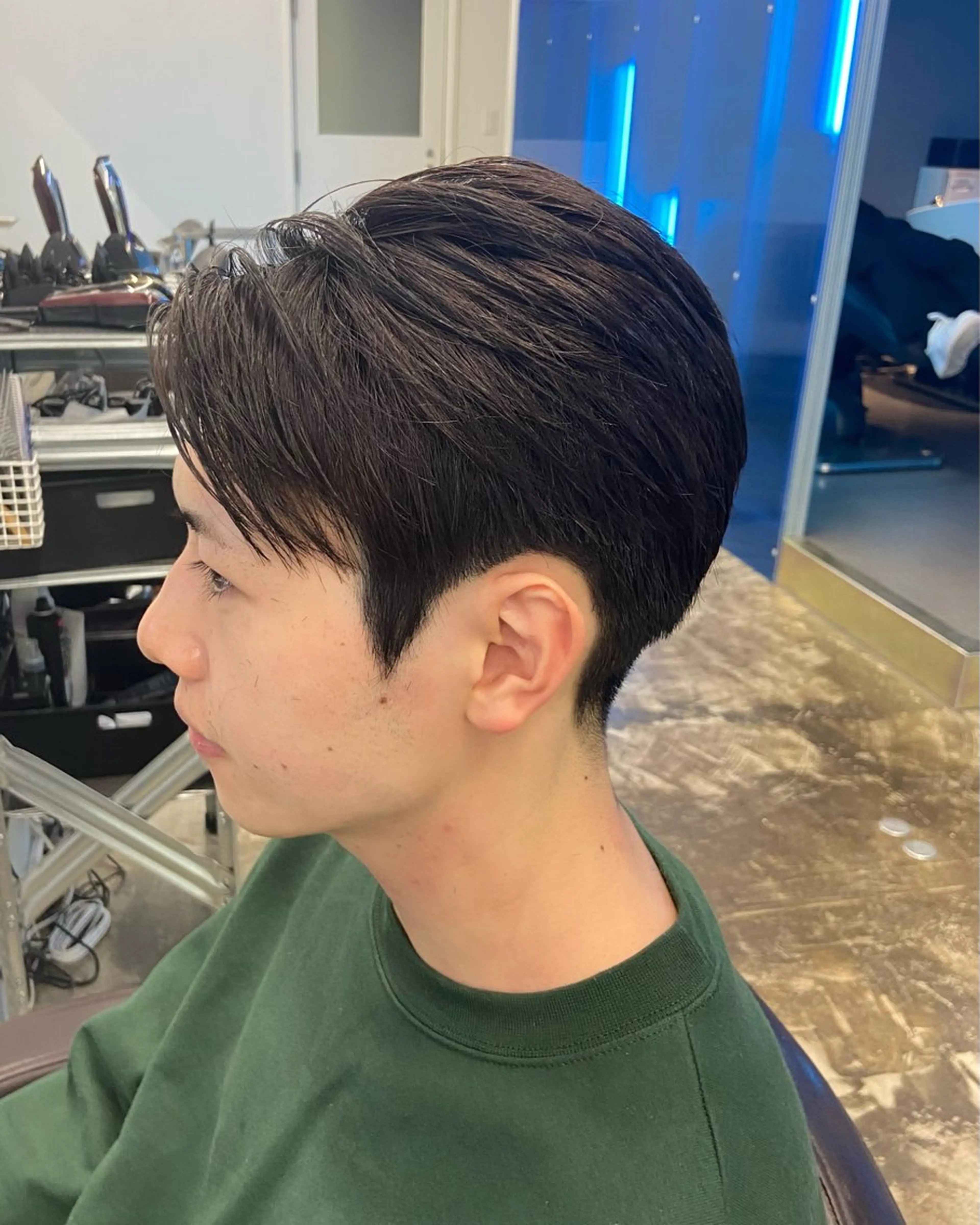 ショート メンズ センターパート メンズ韓国風 韓国風ヘア レイヤーカット カット メンズセンターパート 外人風ヘア/KOTAのヘアスタイル