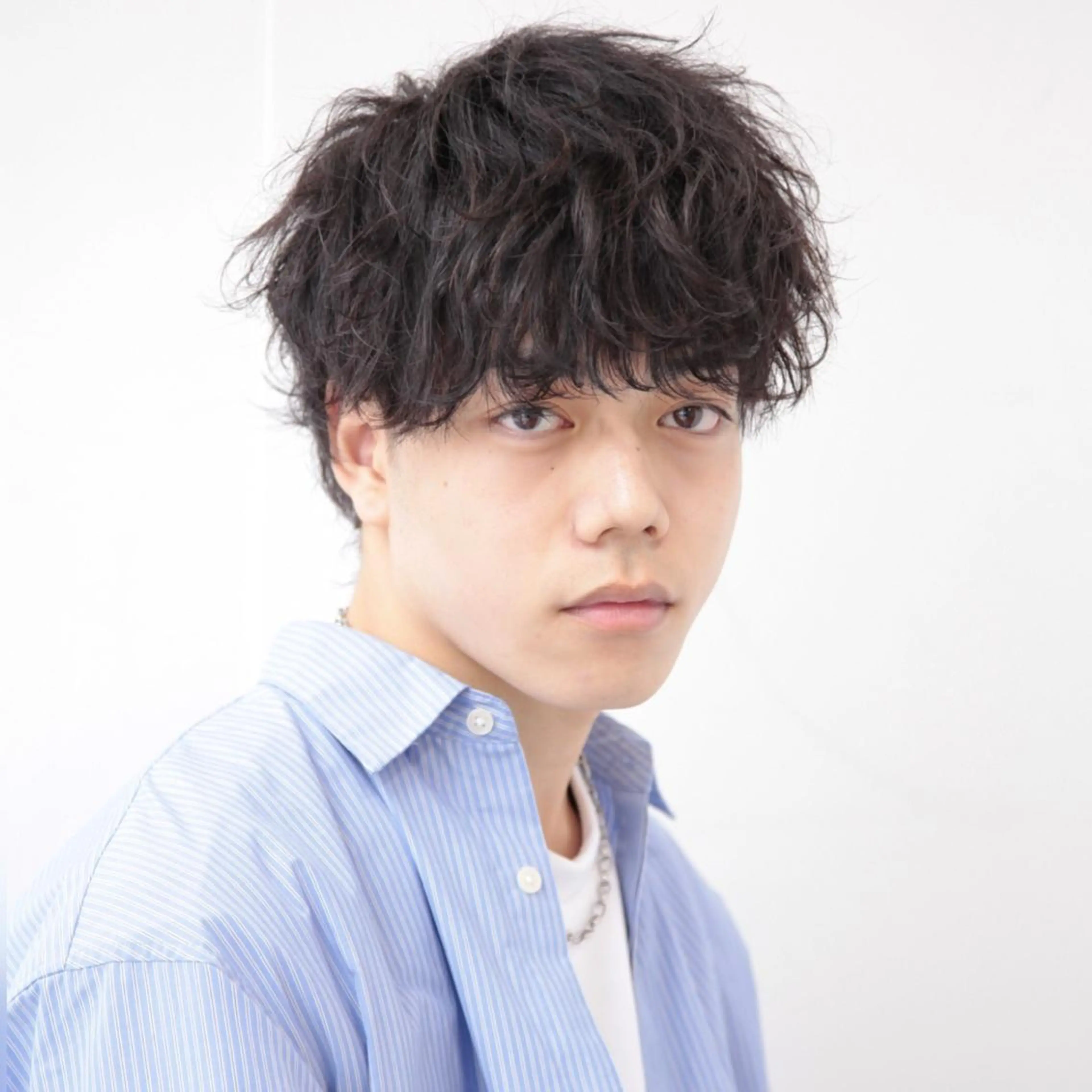 ショート カラー パーマ メンズ マッシュウルフ モヒカン マッシュ メンズパーマ ツイストスパイラルパーマ 【メンズ専門】 古田　隆悟のヘアスタイル