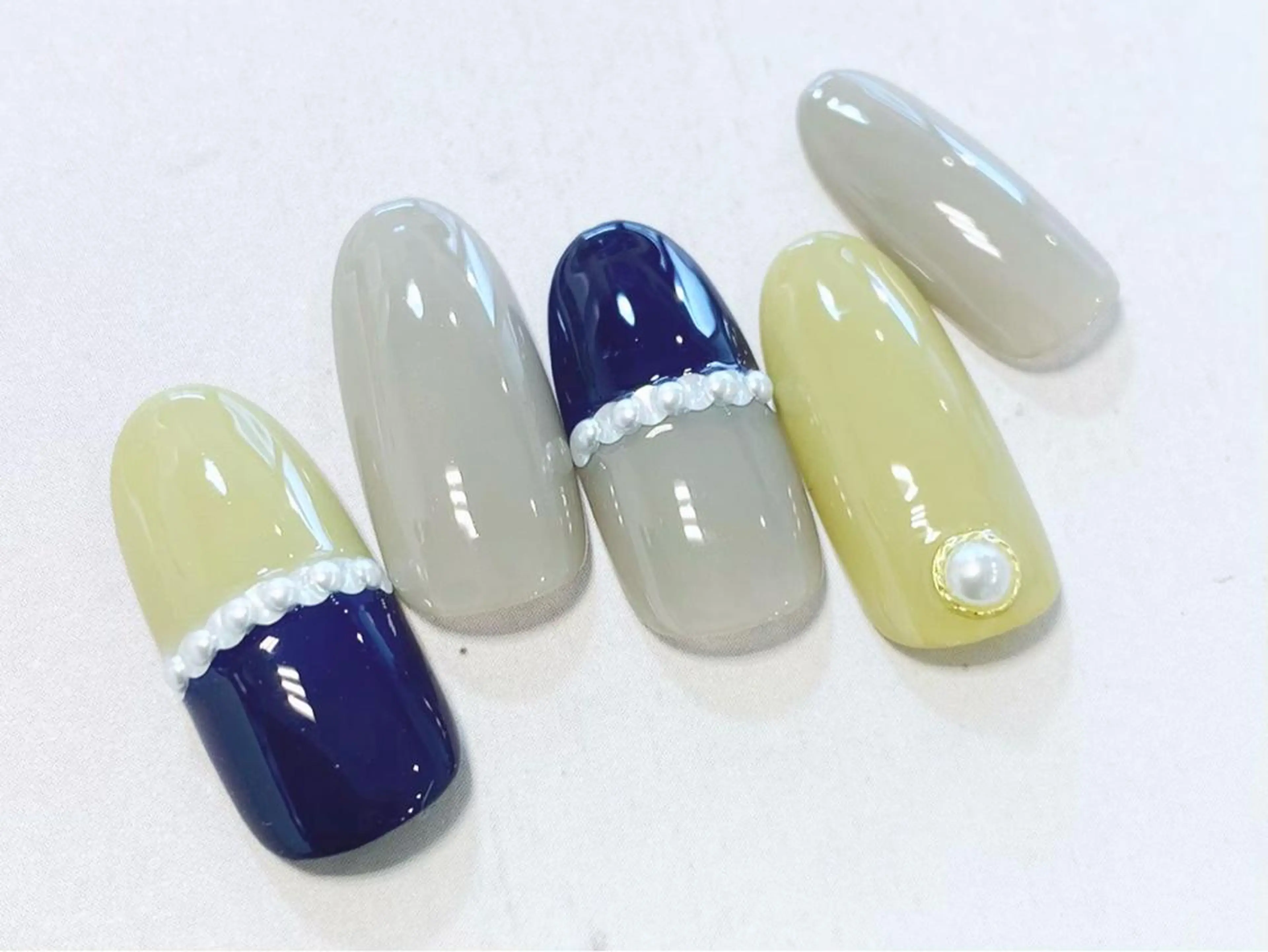 ネイル Nail salon mewのネイルデザイン