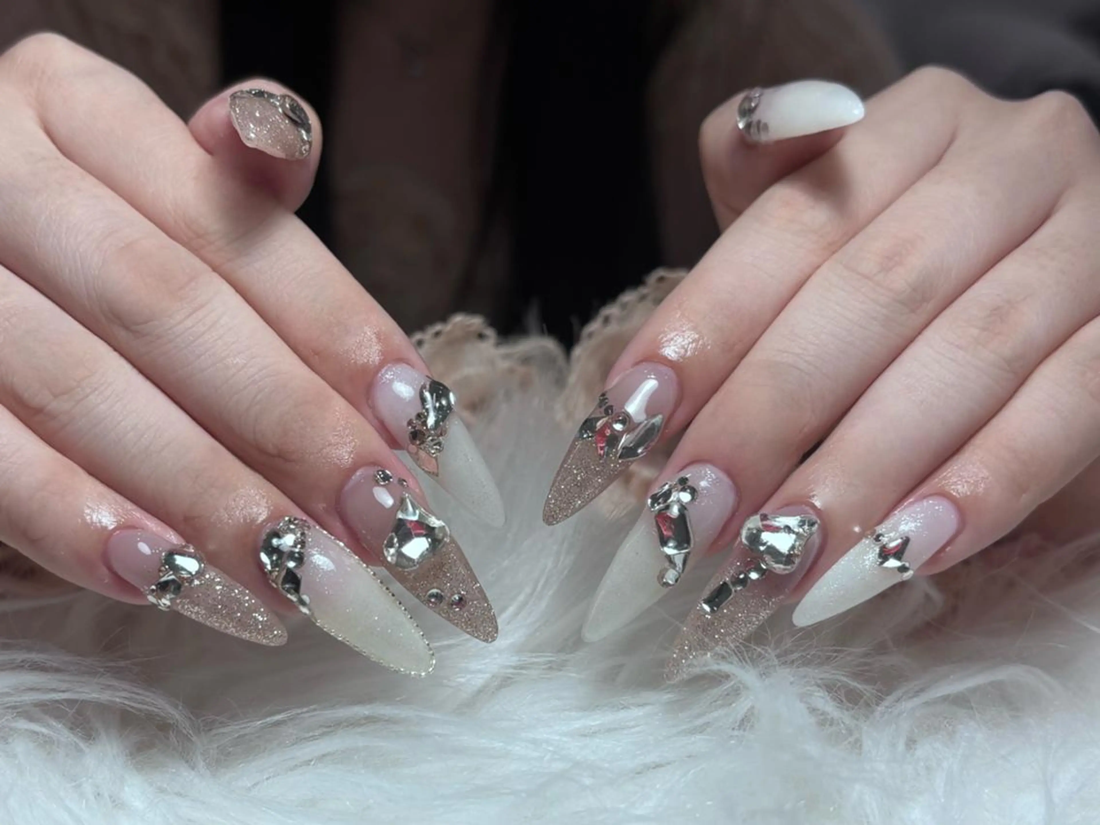 ネイル 長さ出し グラデーション 卒業式 キラキラネイル マグネットネイル ハンドネイル アンアンBelle Nail 池袋のネイルデザイン