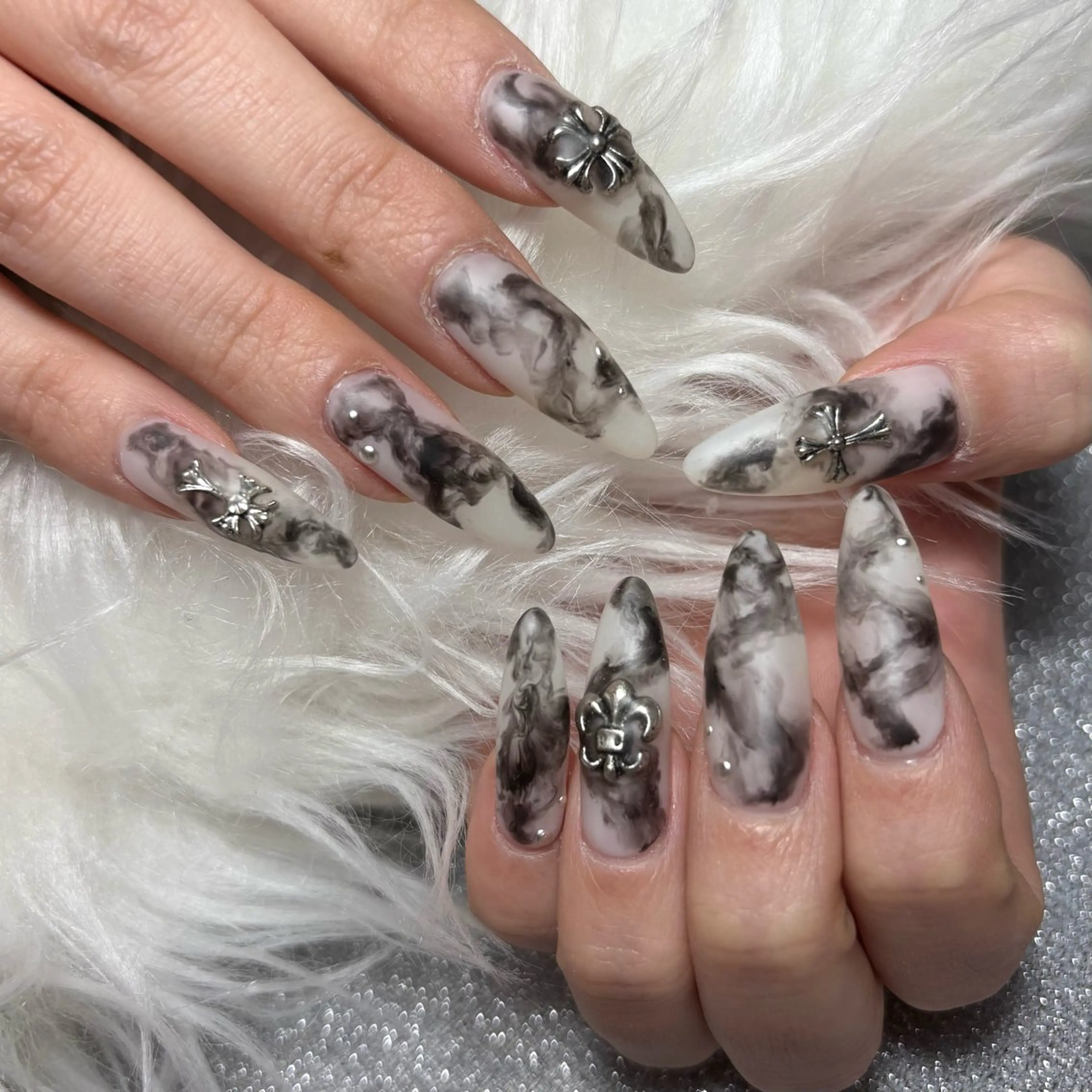 ネイル ハンドネイル Yudia Rikaのネイルデザイン