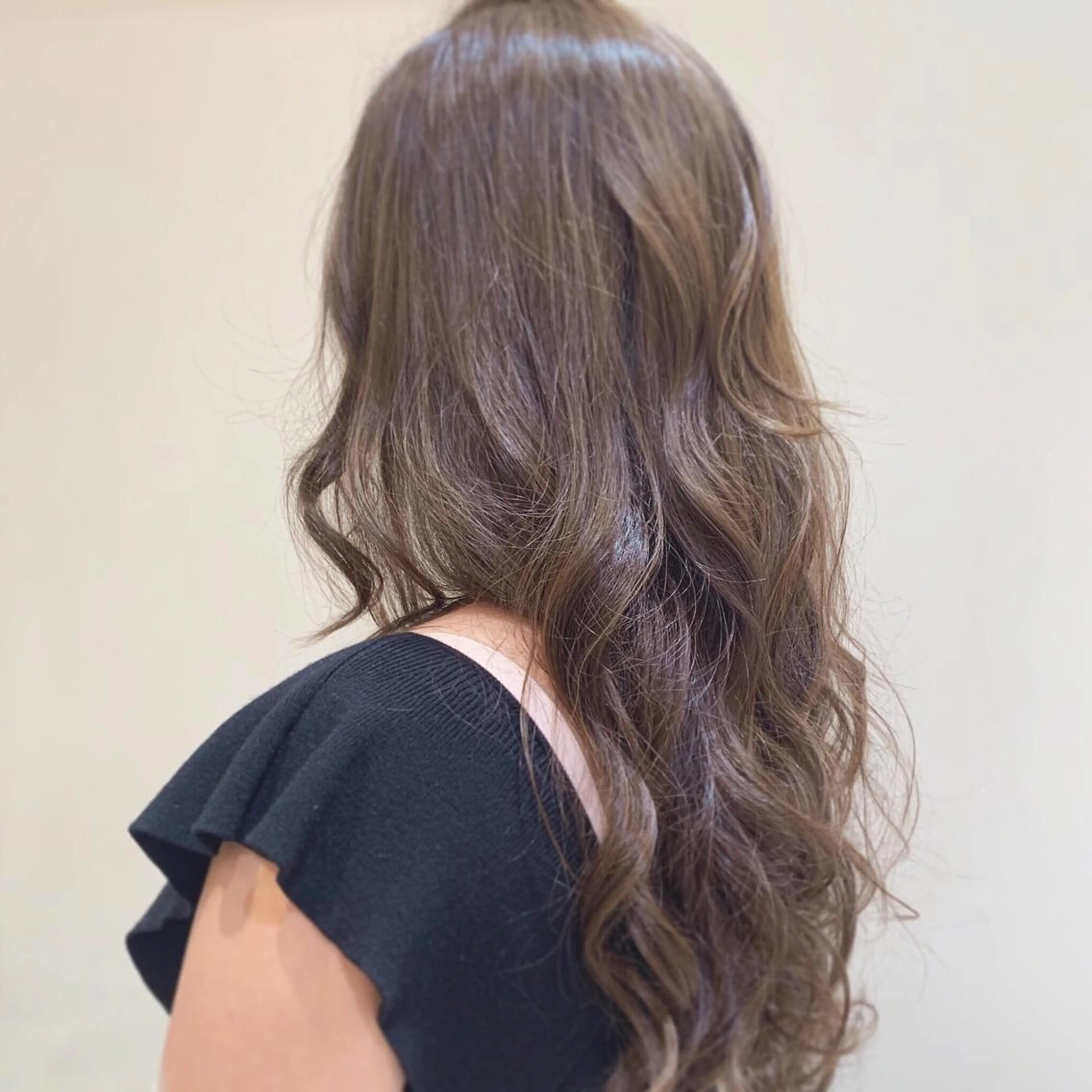 ロング カラー 吉原 雪乃のヘアスタイル