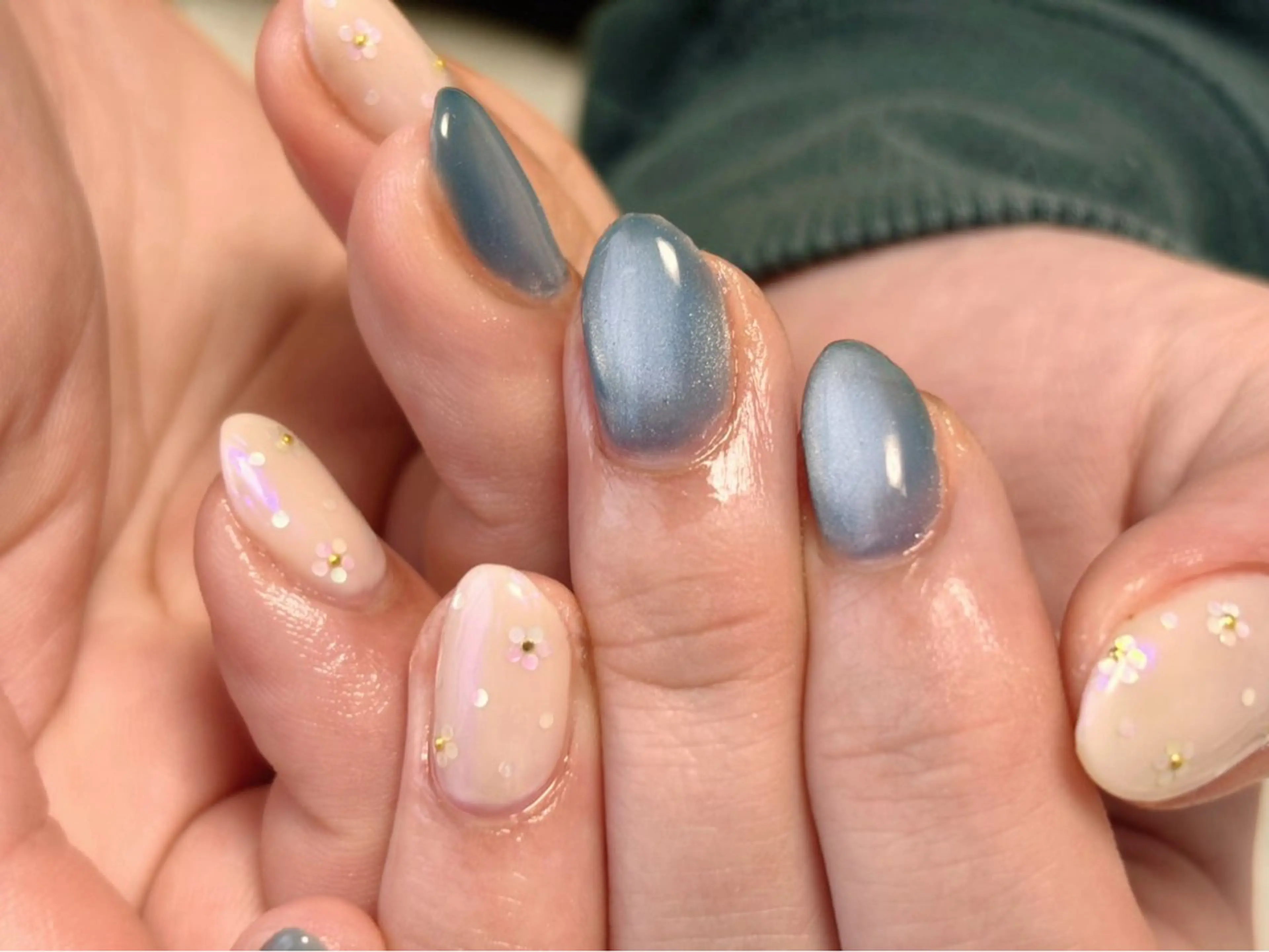 ネイル ブルー マグネットネイル 春ネイル ハンドネイル ishida miokaのネイルデザイン