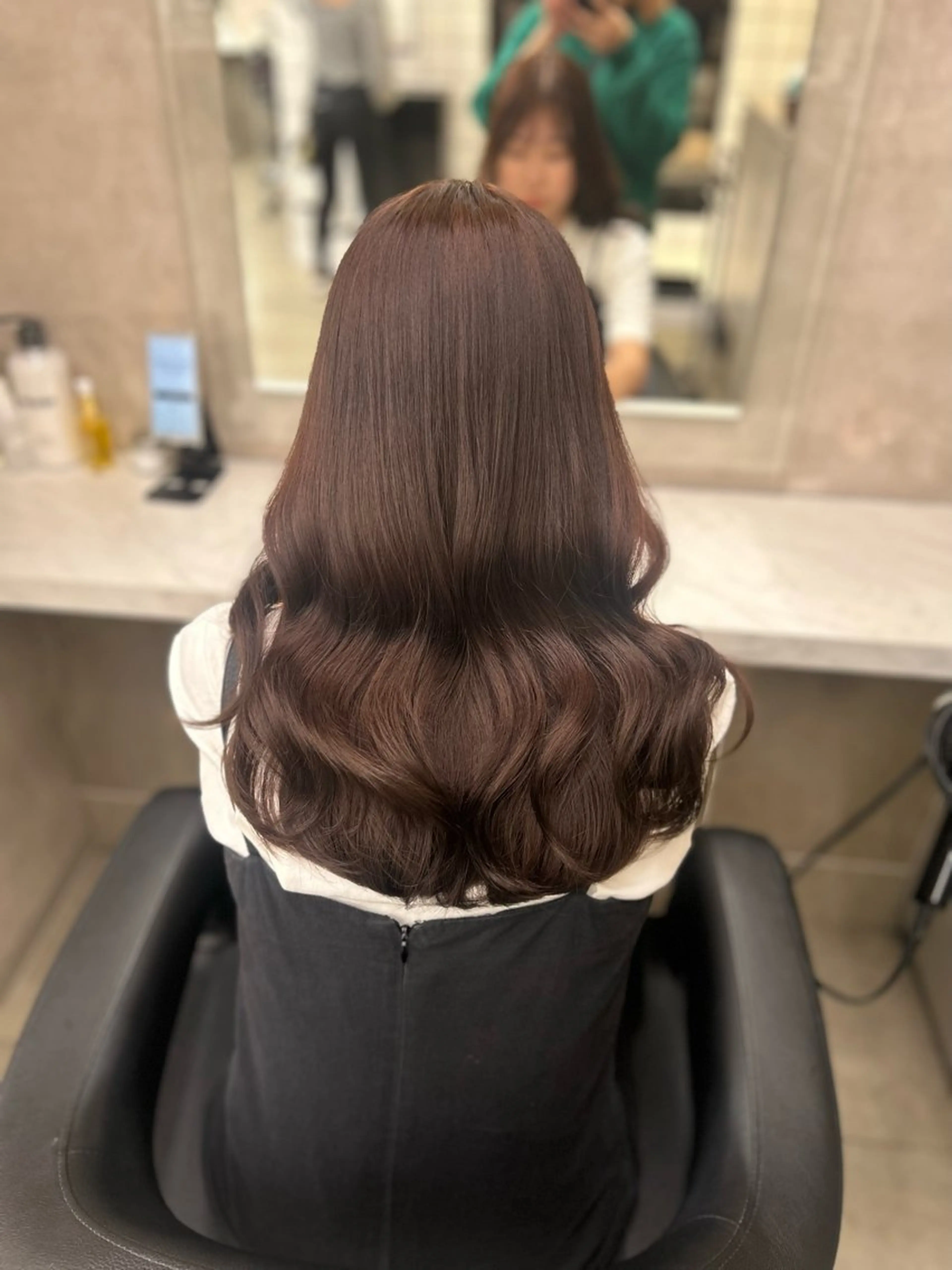 カラー 透明感ベージュ🤎 ナチュラルレイヤーのヘアスタイル