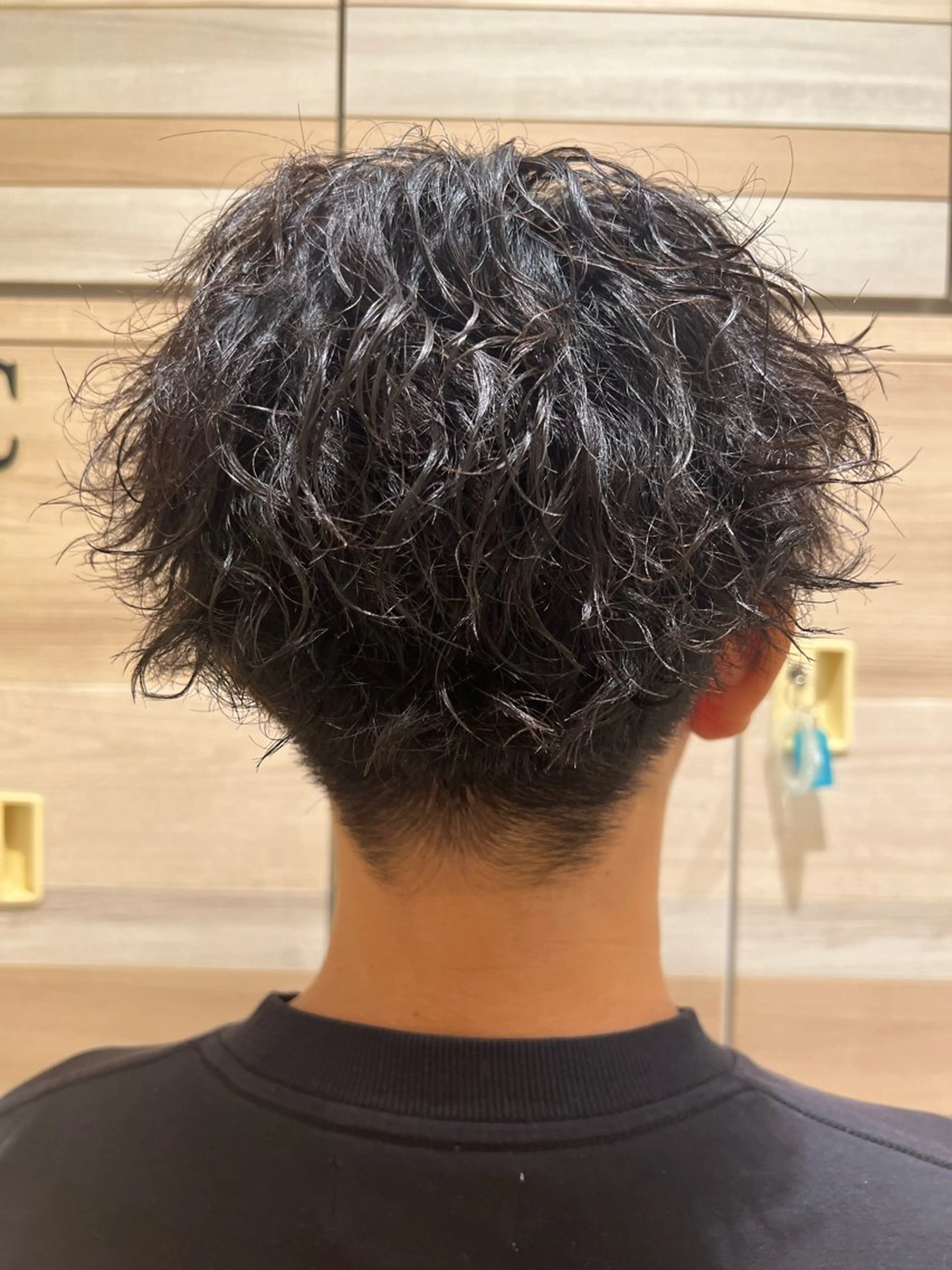 「時短でラフに決まる！🕶✨️」カット✂️+ツイストスパイラルパーマ🦔の写真