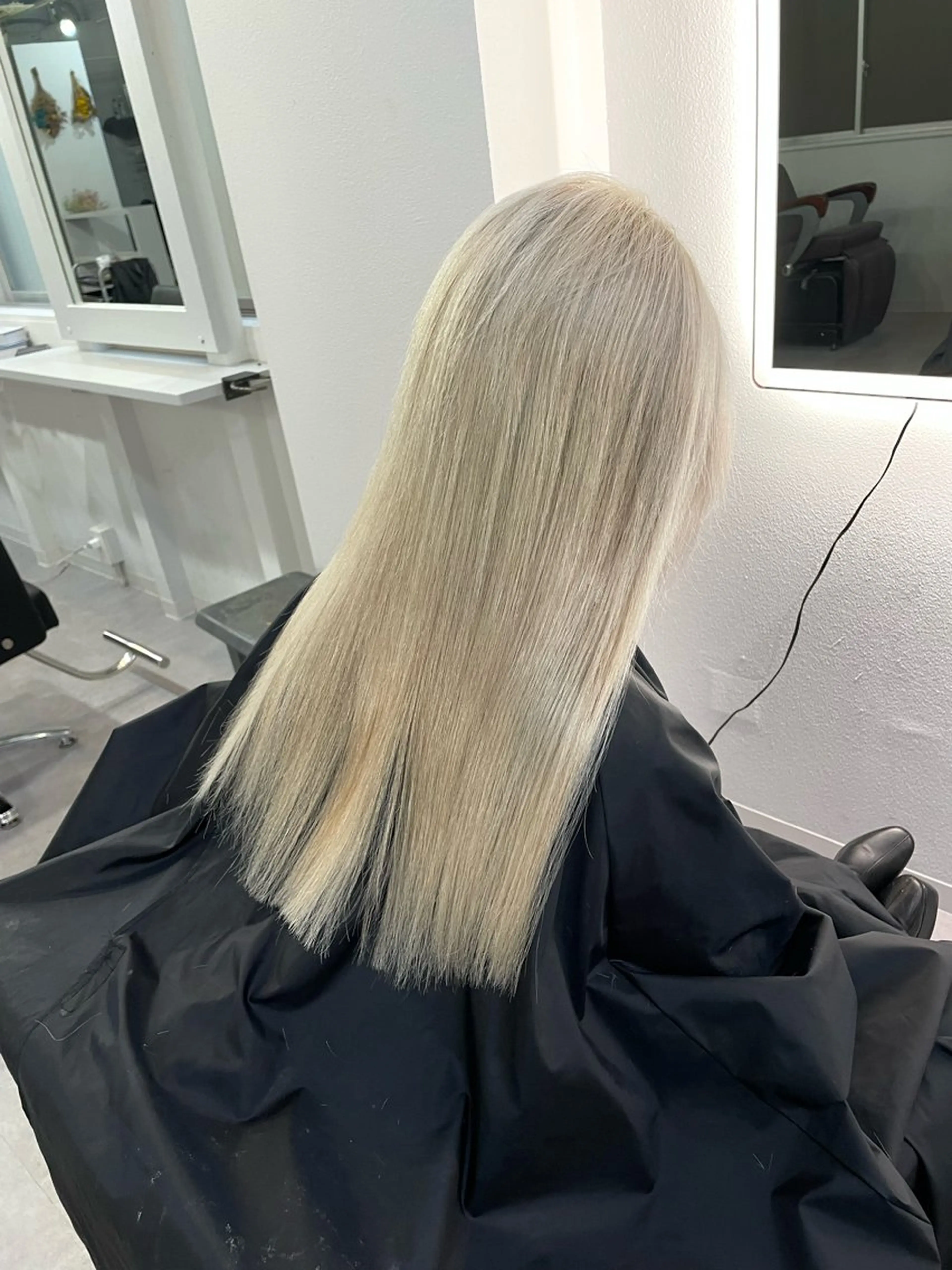 ロング カラー Cielro/ダブル カラー/西田咲希のヘアスタイル