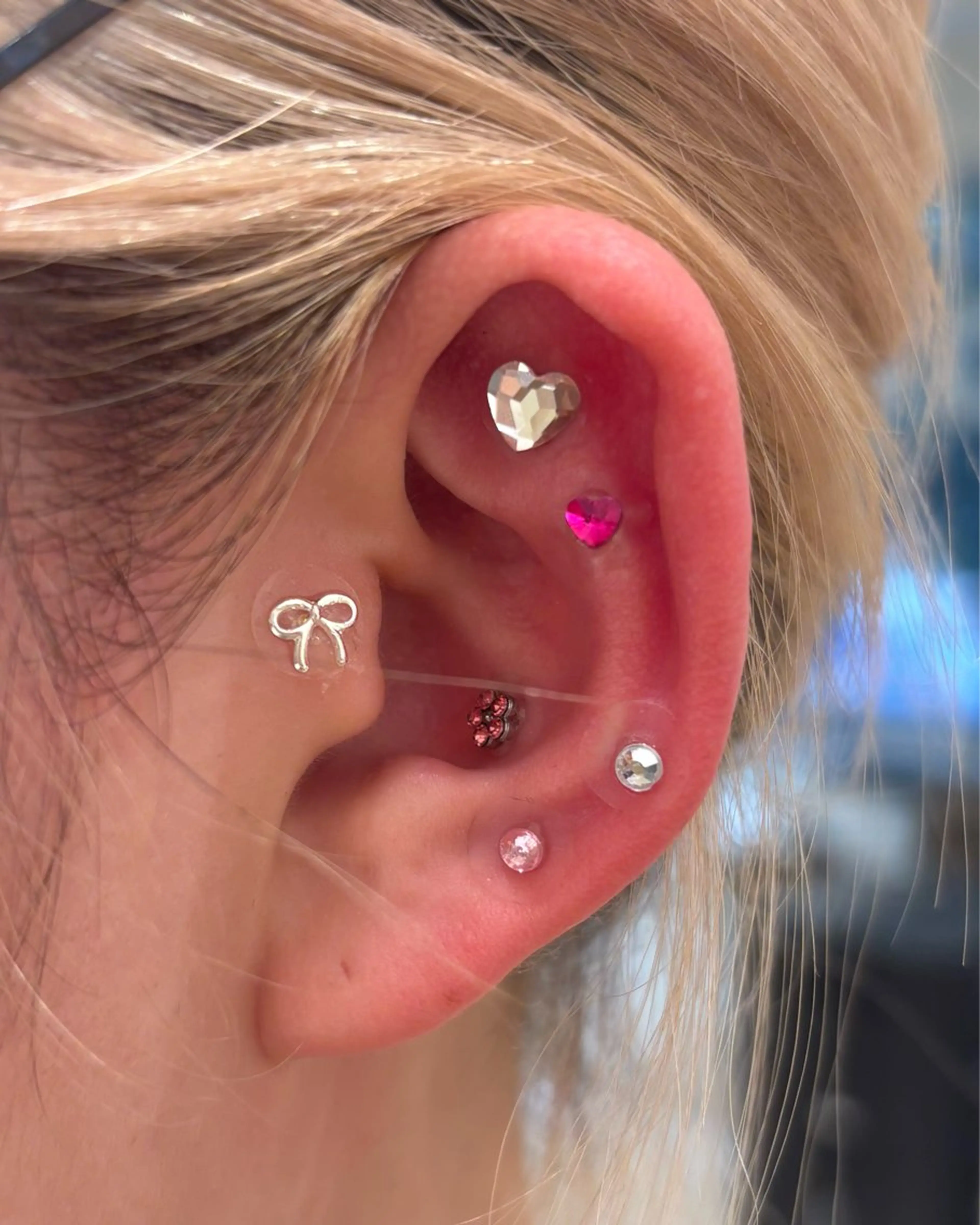 韓国レイヤー🪽 耳ツボジュエリーのヘアスタイル