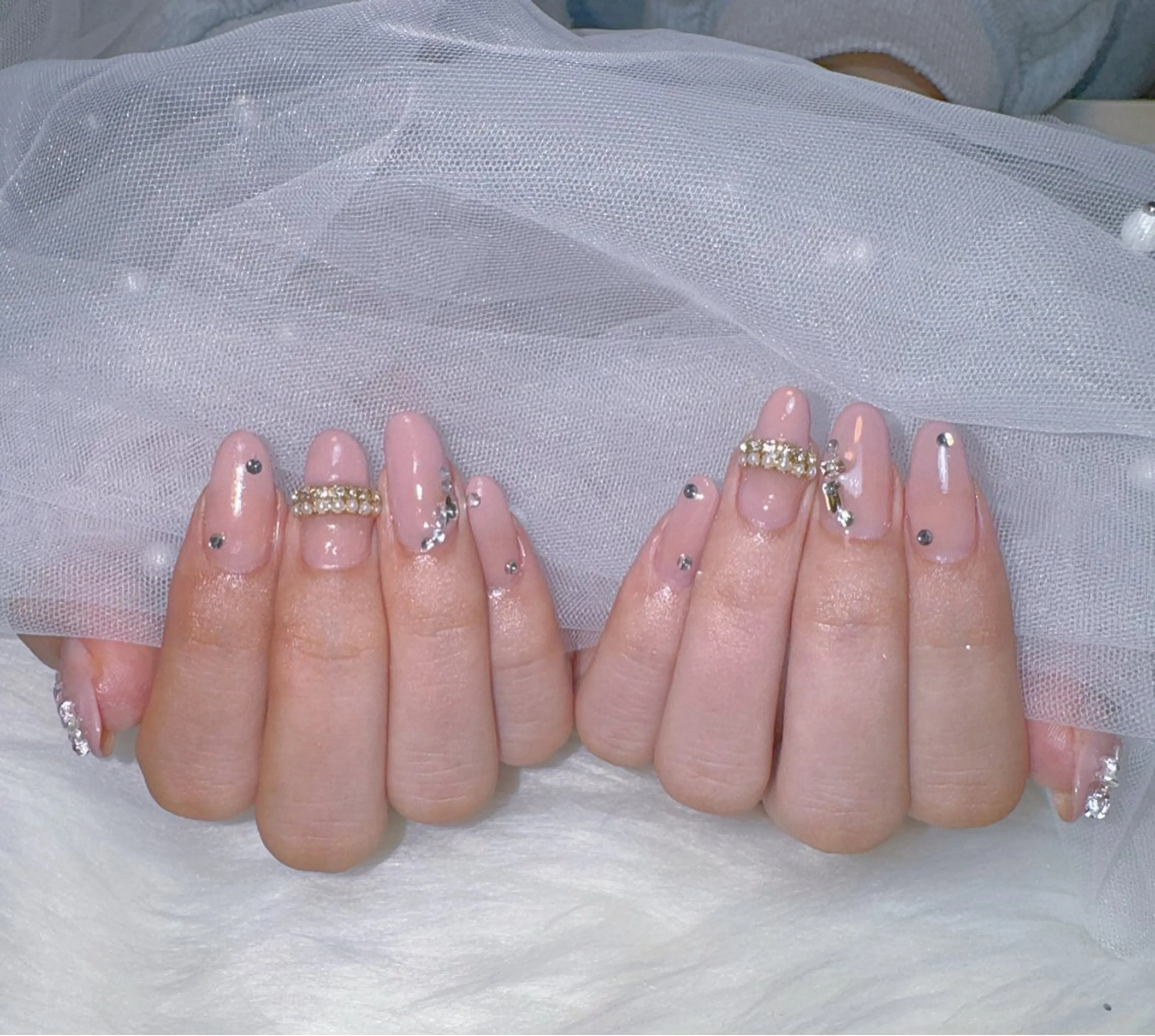 ネイル ブルー キラキラネイル 韓国ネイル ピンク ストーンネイル ハンドネイル K&R Nail所属・Nail Salon K&Rのネイルデザイン