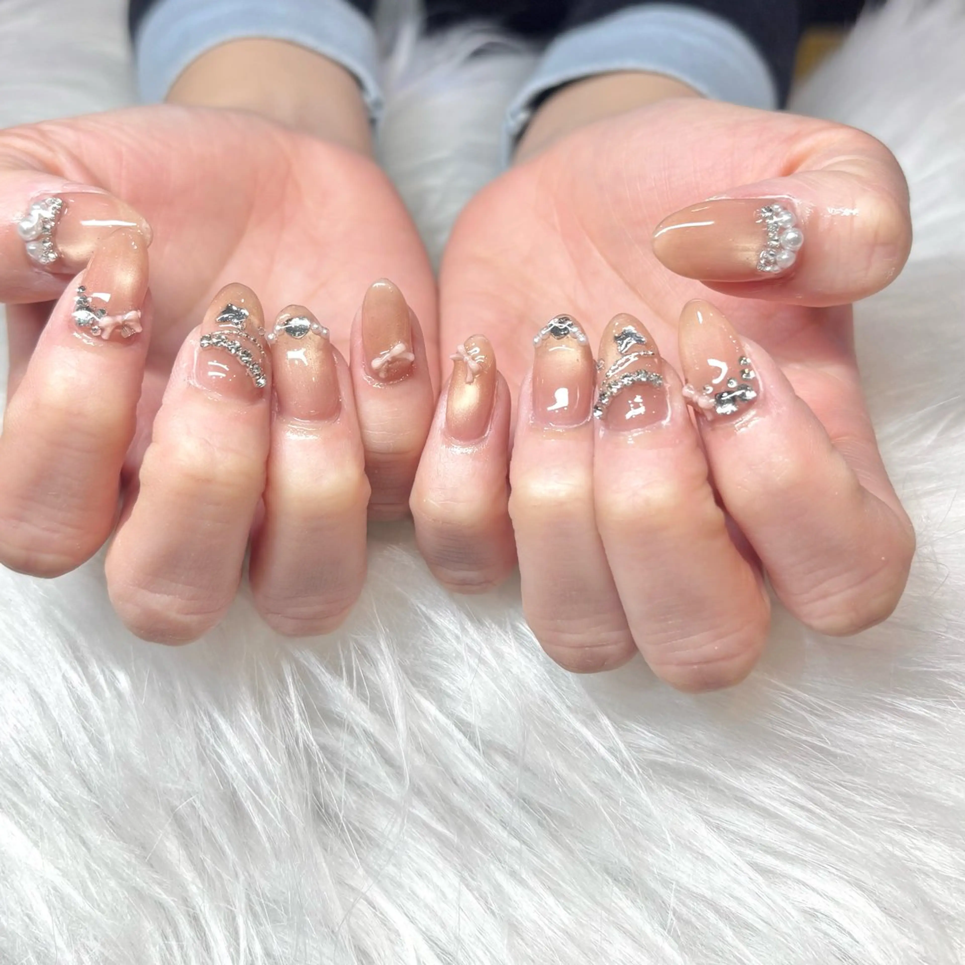 ネイル マグネットネイル シルバー ハンドネイル HANA ソブエのネイルデザイン