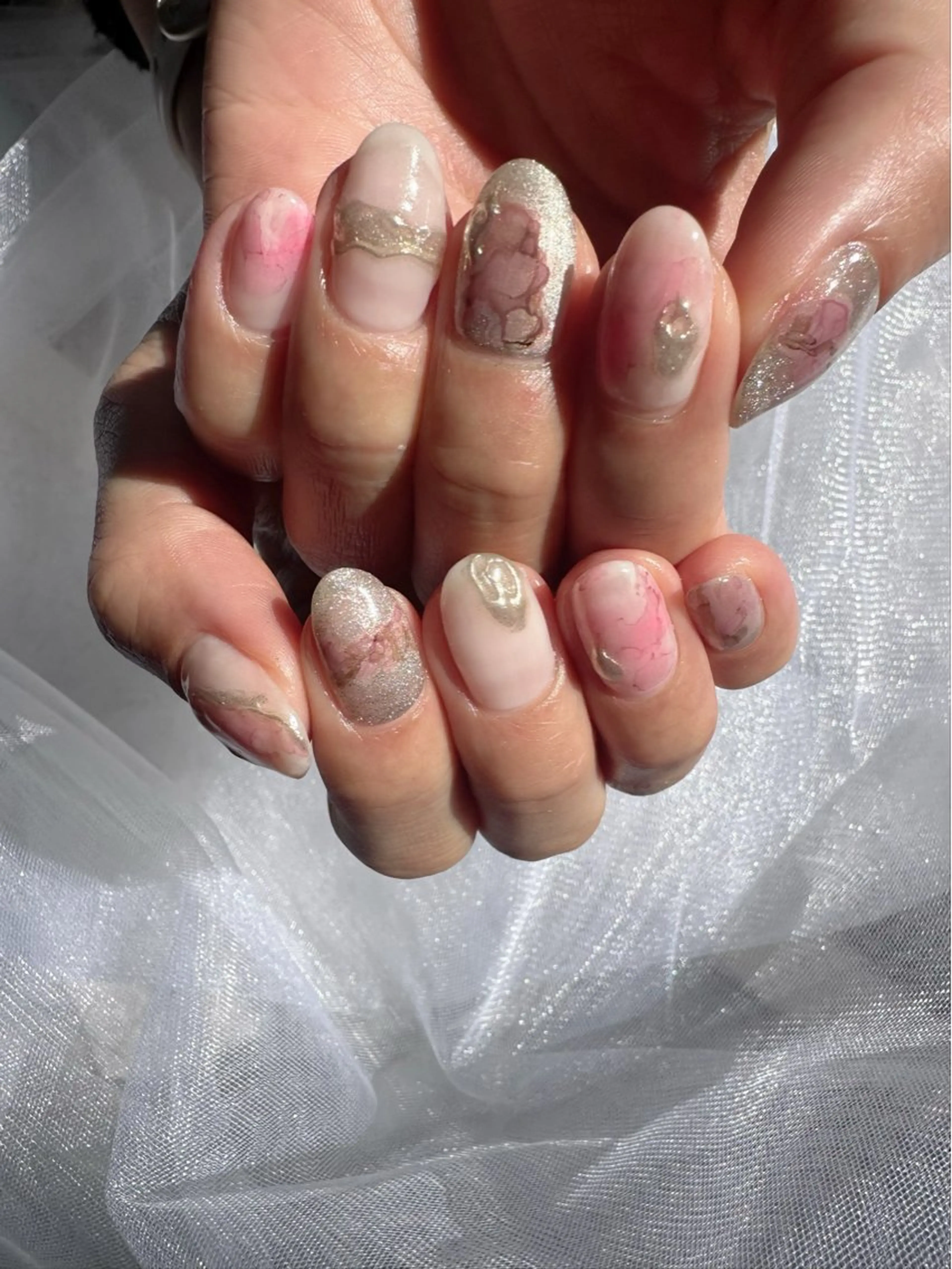 ネイル 氷ネイル・うるうるネイル 韓国ネイル マグネットネイル ミラーネイル ニュアンスネイル 🪞KAPE NAIL 🪞のネイルデザイン