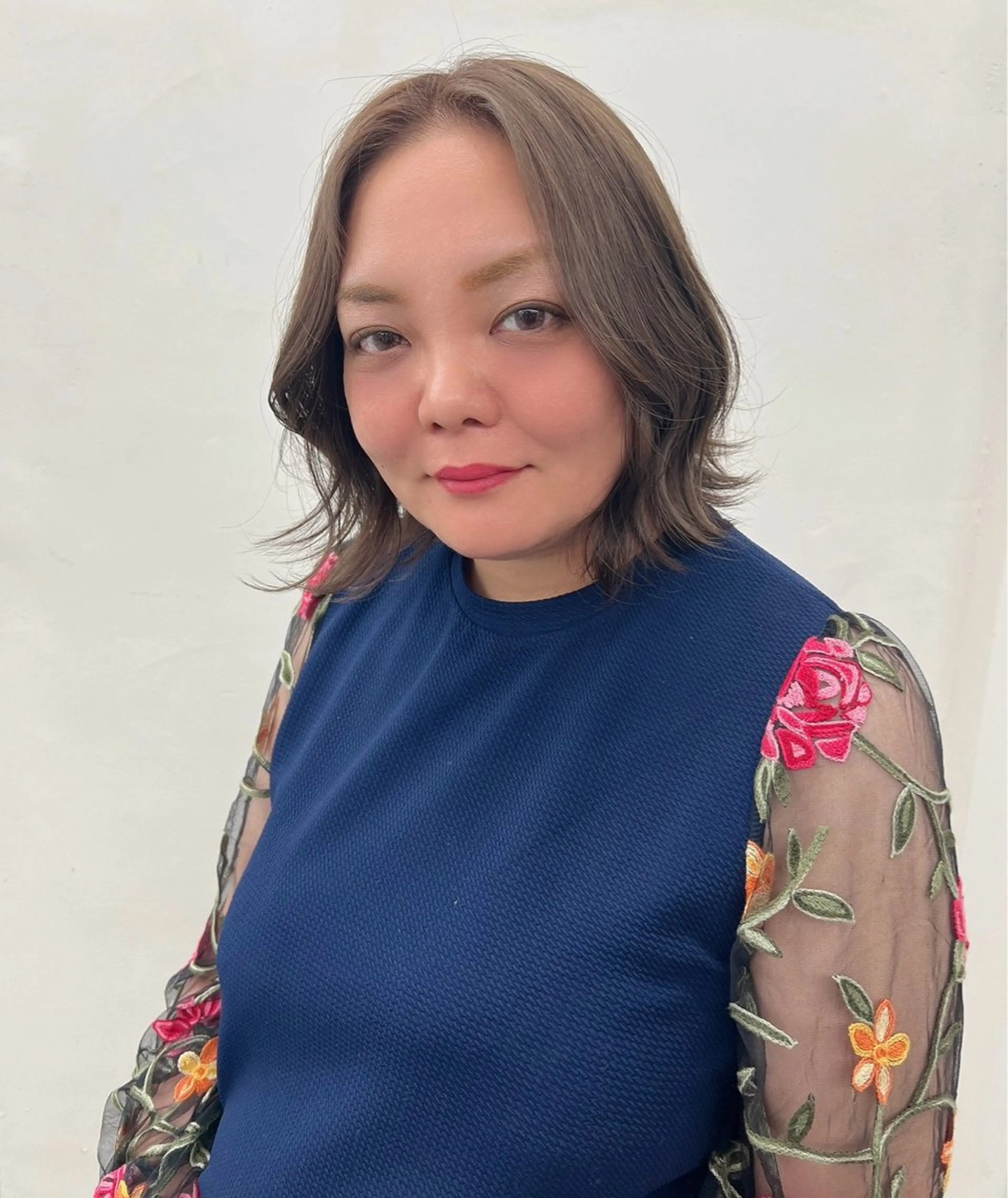 カラー ブリーチ ハイトーン /愛子のヘアスタイル