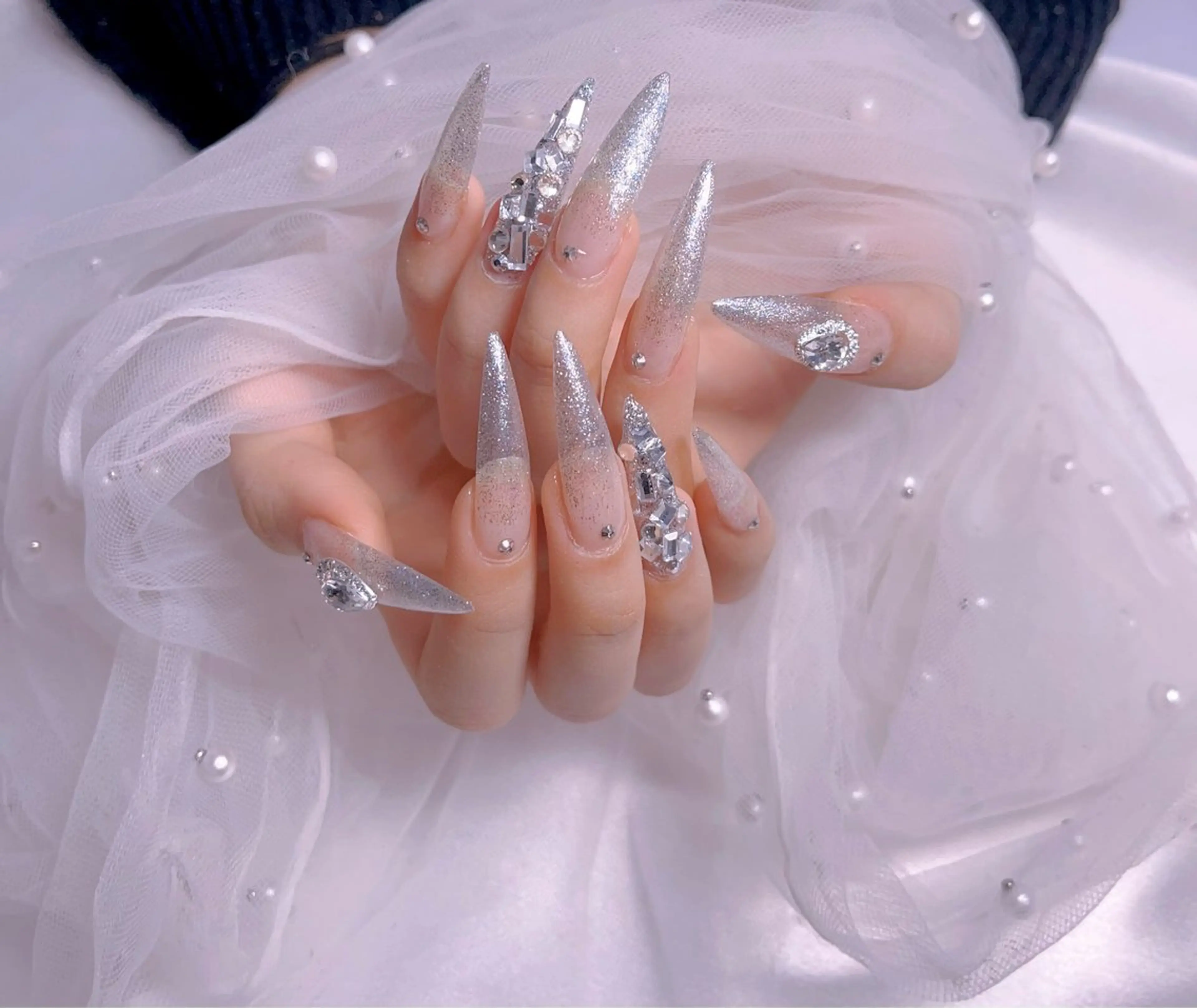 ネイル UMI ネイルサロン新宿🎀のネイルデザイン