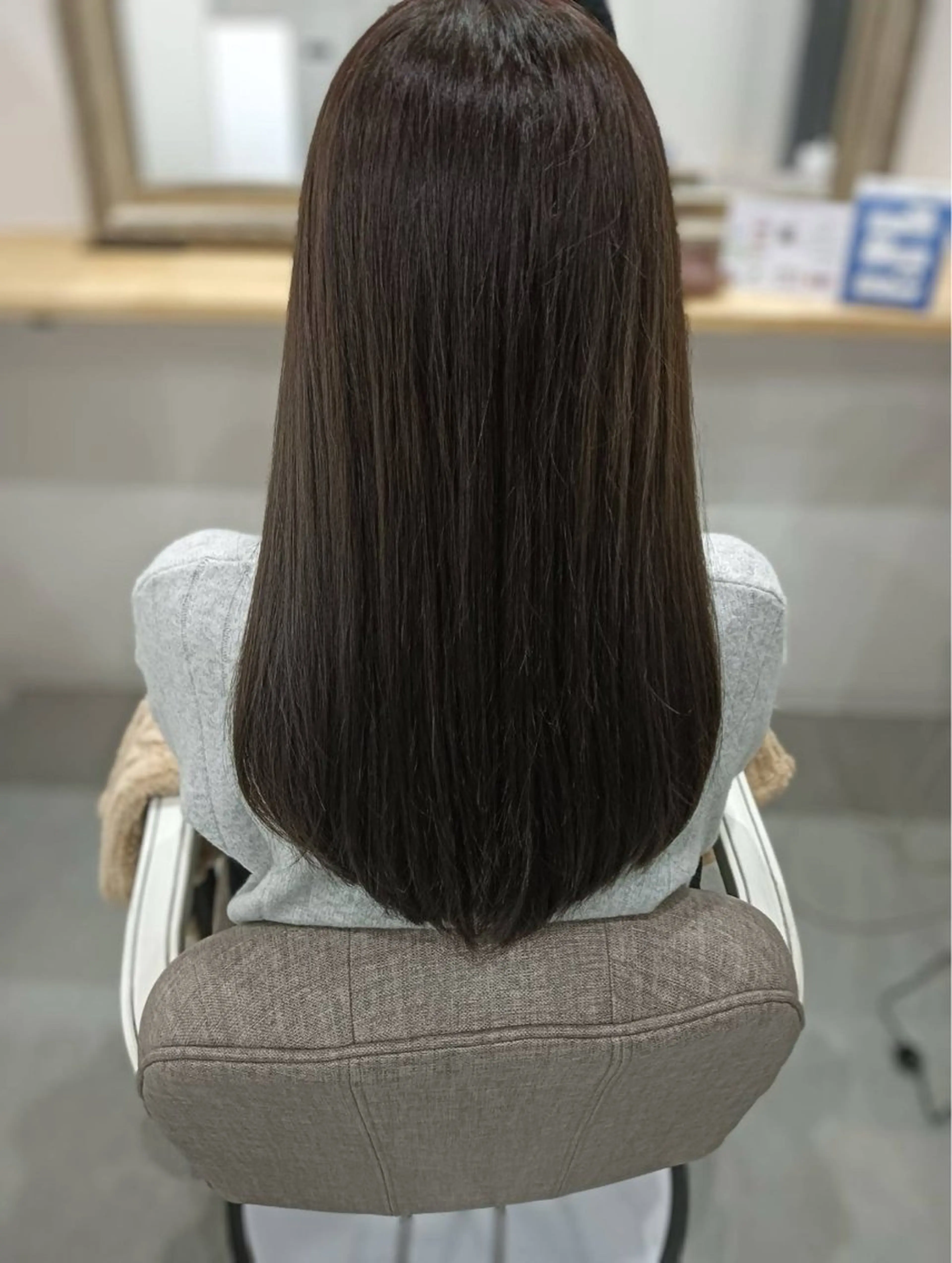 セミロング カラー eclat hairのヘアスタイル