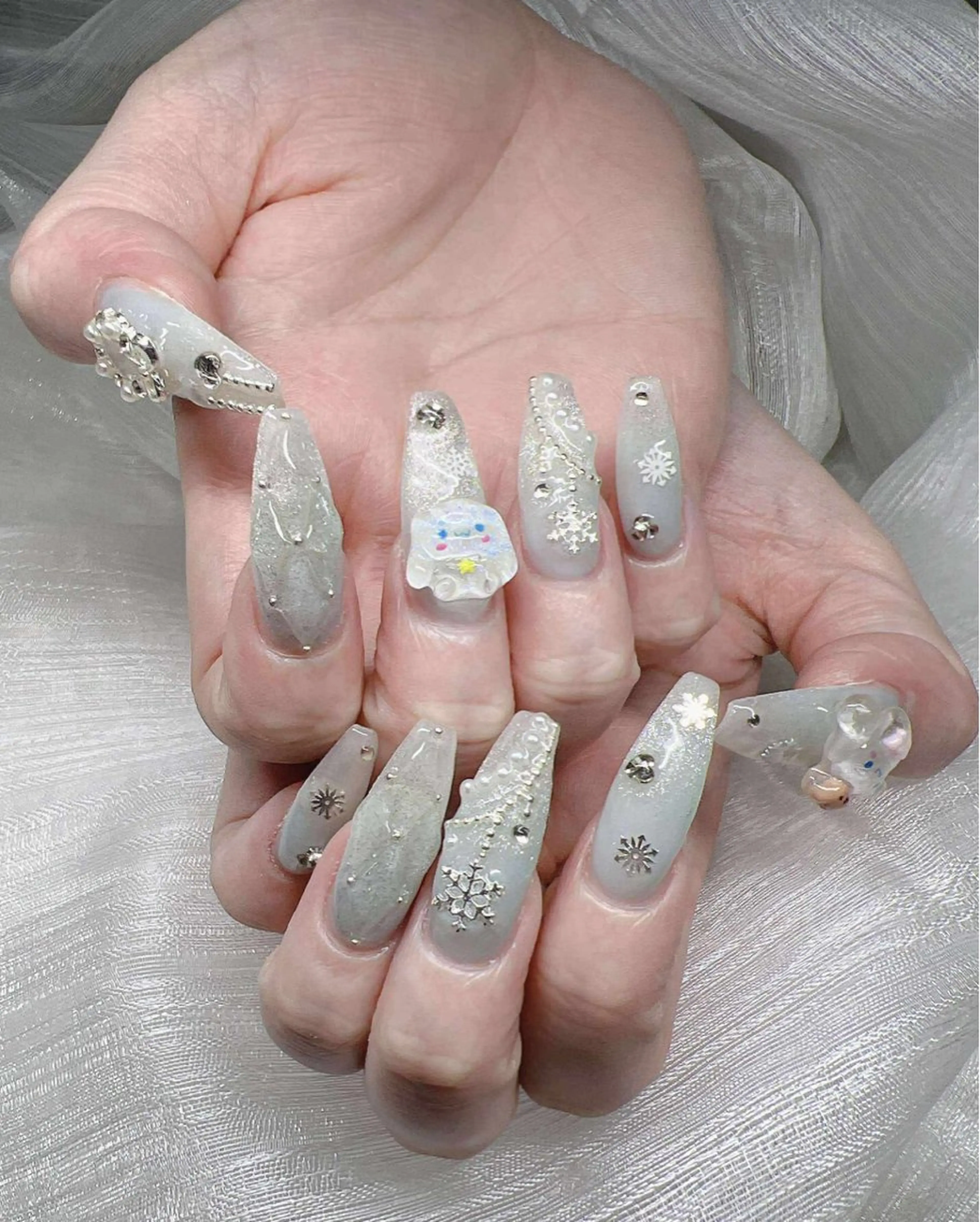 ネイル ハンドネイル Lee Nailsのネイルデザイン