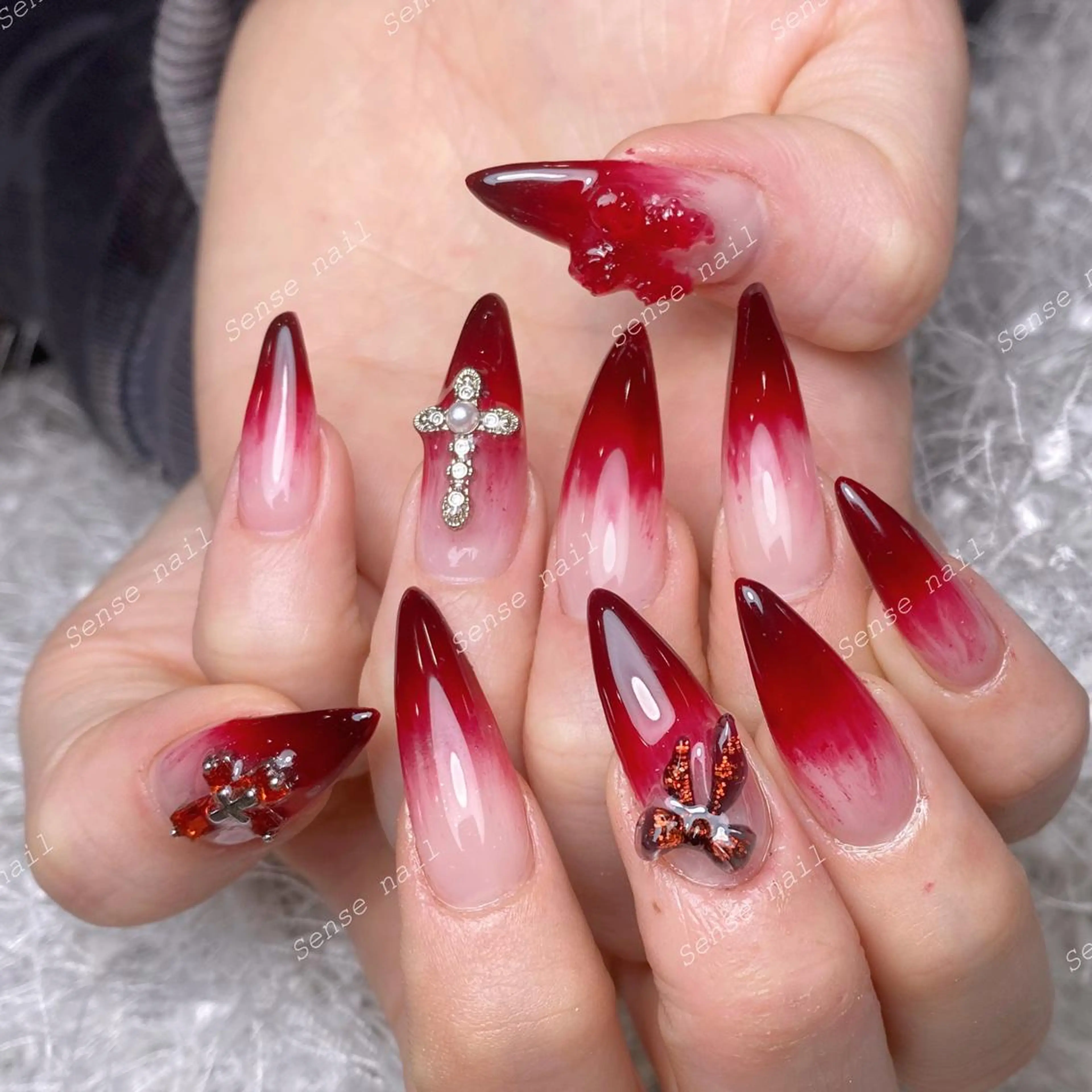 ネイル ハンドネイル ハンドケア Feinn Ink💕のネイルデザイン