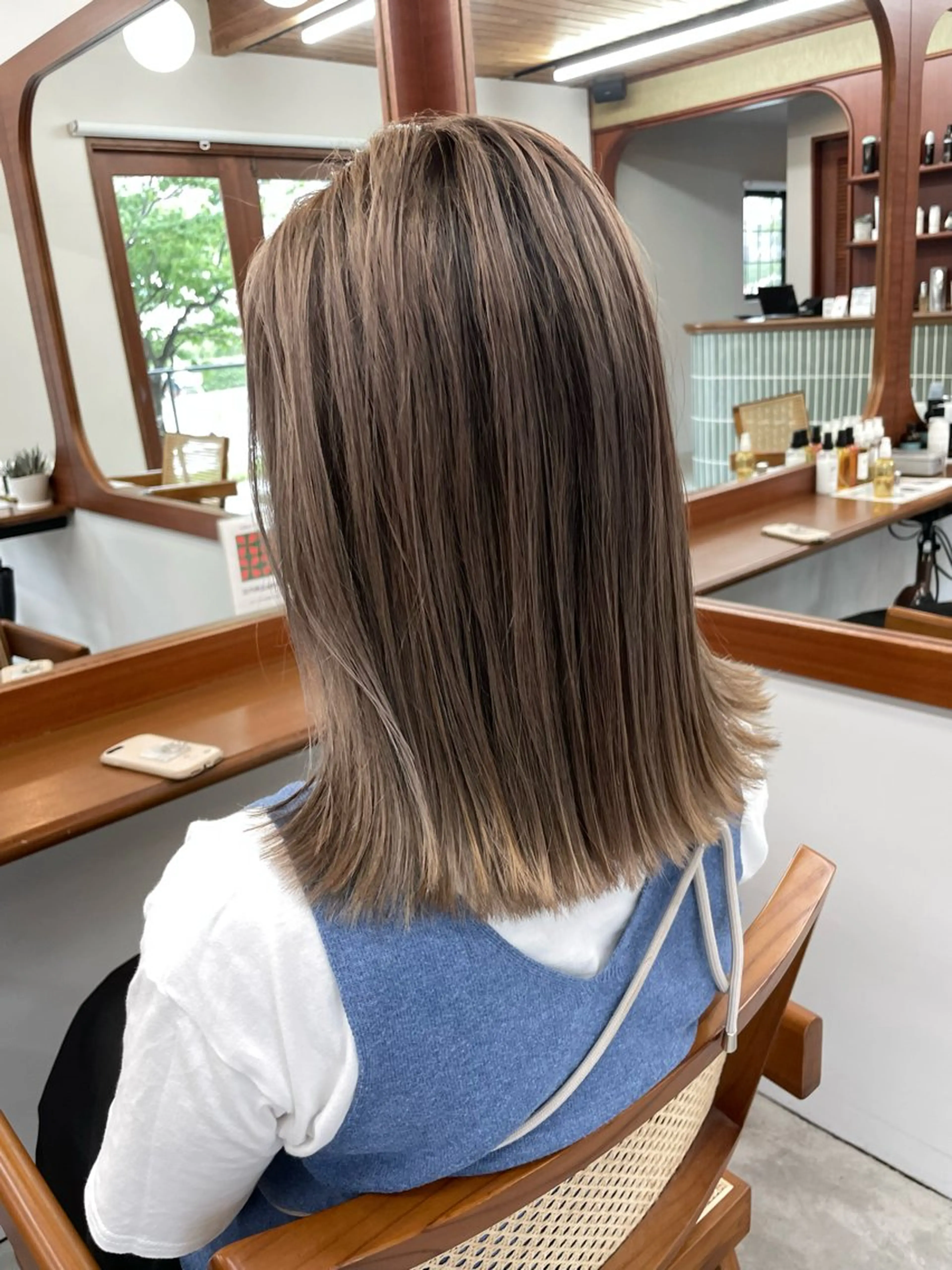 ミディアム カラー バレイヤージュ レイヤーカット 五十嵐 雄毅のヘアスタイル