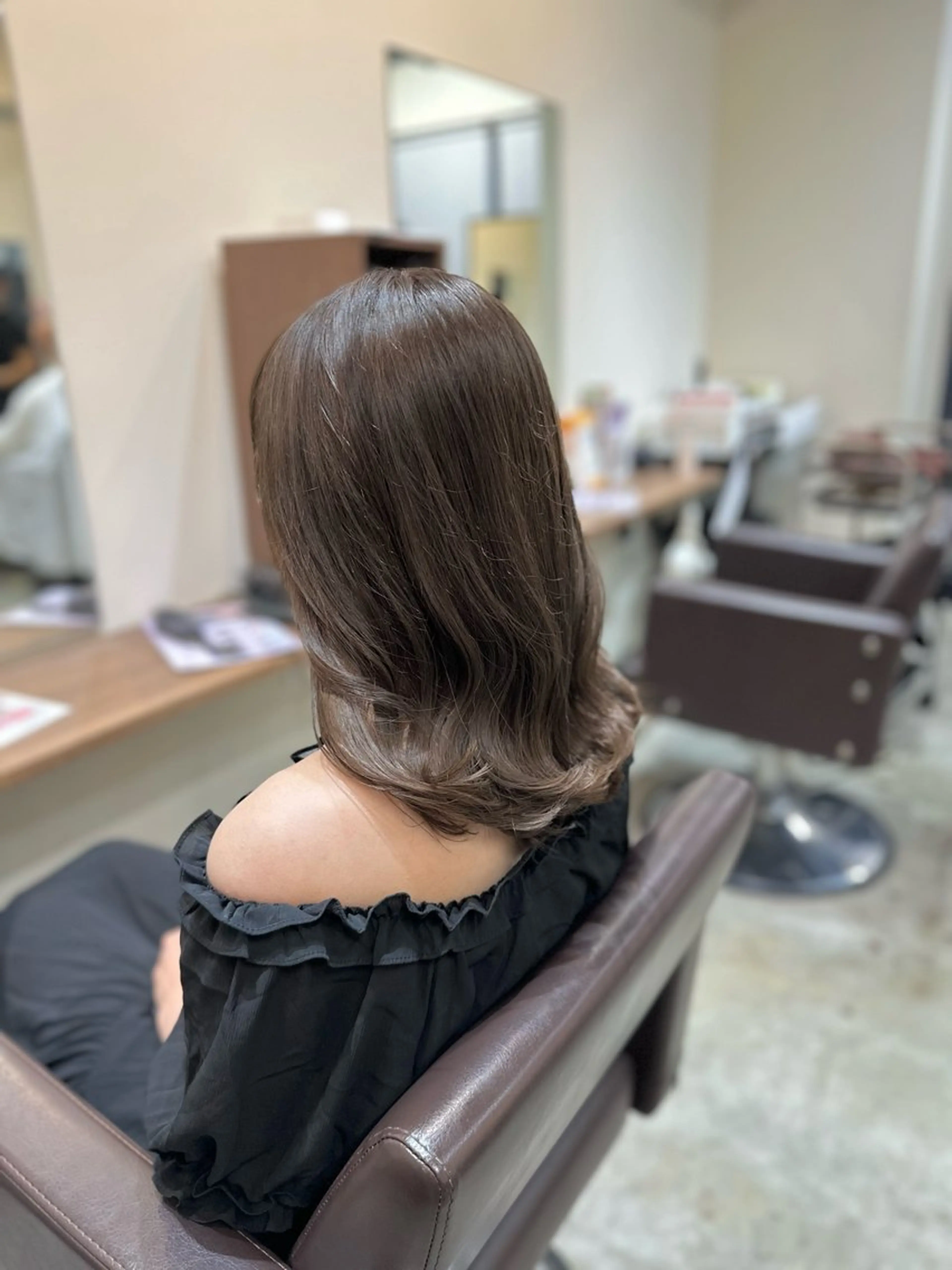 ミディアム カラー パーマ カット ヘアカラー パーマ トリートメント 平日オススメ✨ プチプラ✨山下のヘアスタイル