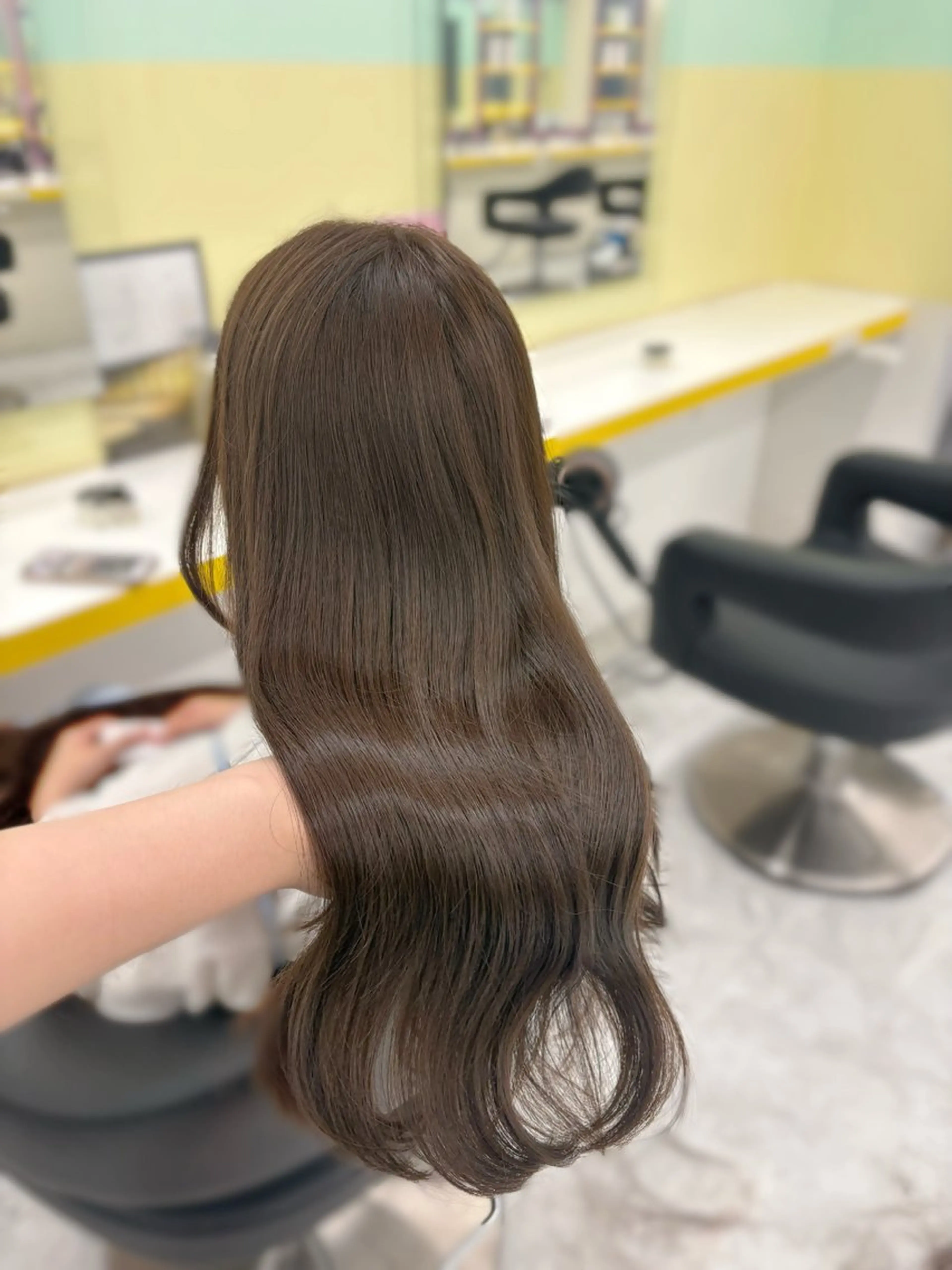 ロング カラー ヘアカラー トリートメント ベージュ×レイヤー 🤎横浜/miu🤎のヘアスタイル