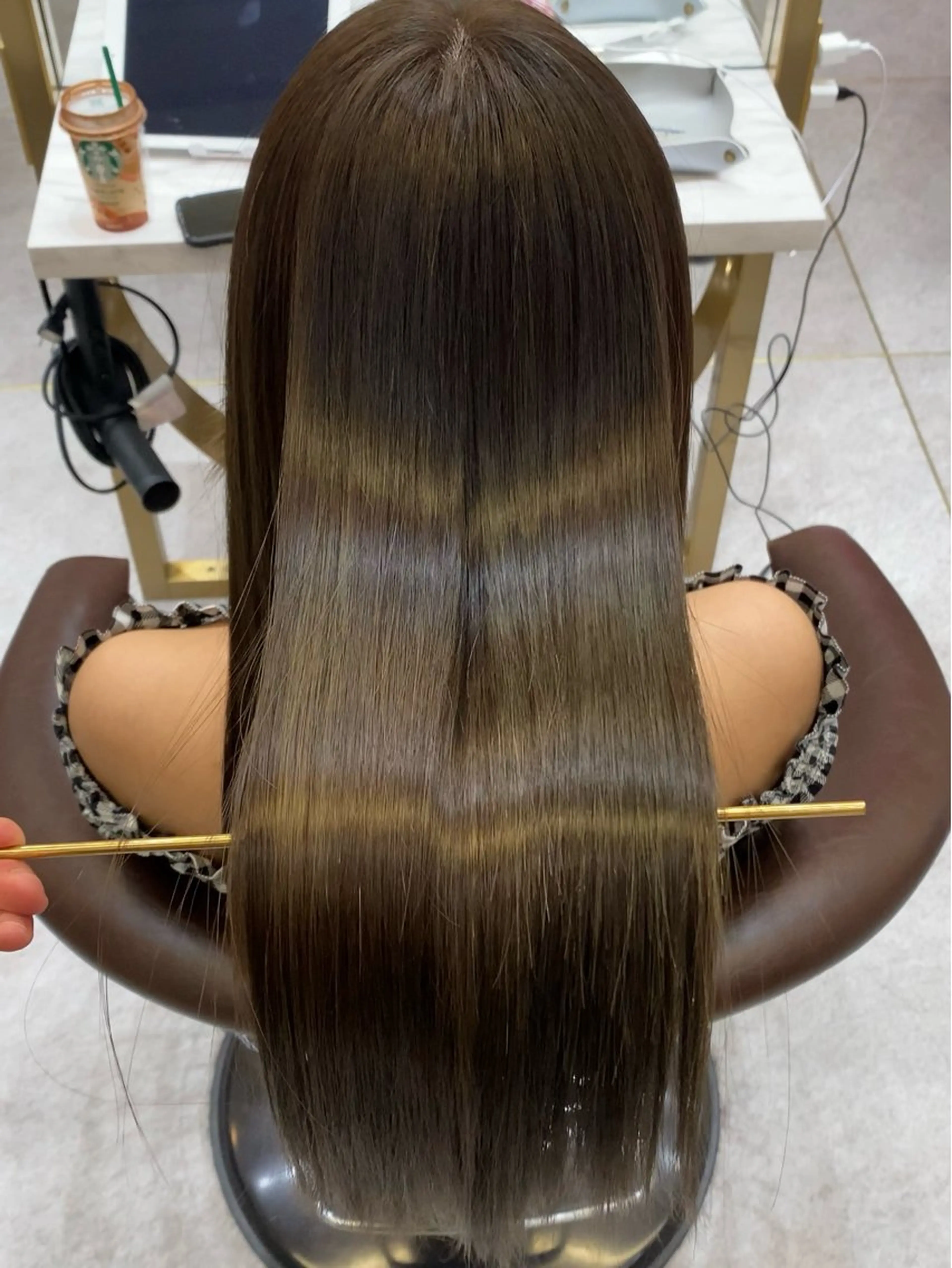 ロング カット ヘアカラー 縮毛矯正 トリートメント 博多ベージュ 🐻松井傑のヘアスタイル