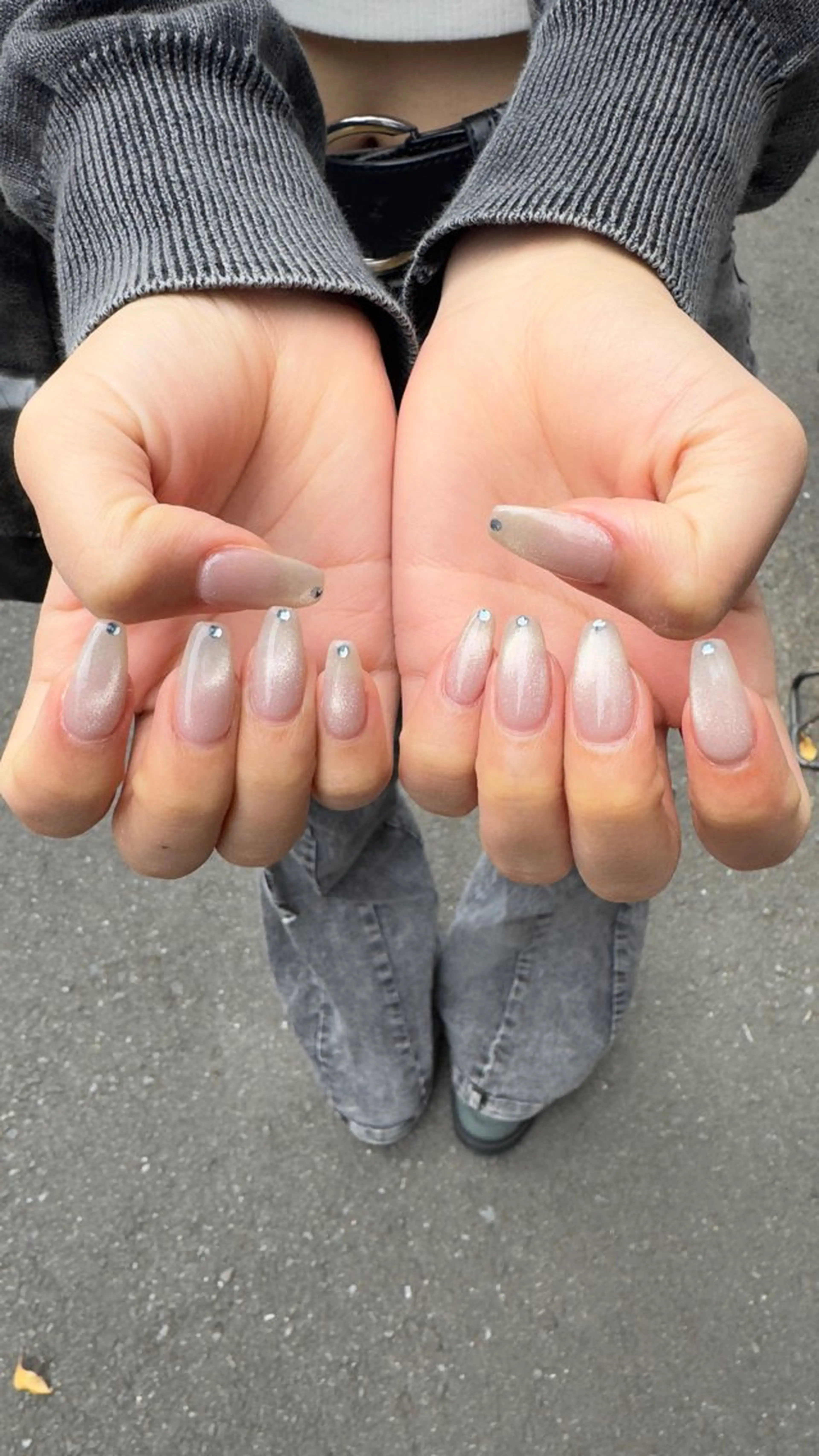 ネイル フラッシュネイル ホログラムネイル 韓国ネイル ラメ(グリッター) ラメグラデーション ハンドネイル MH_ Nailのネイルデザイン