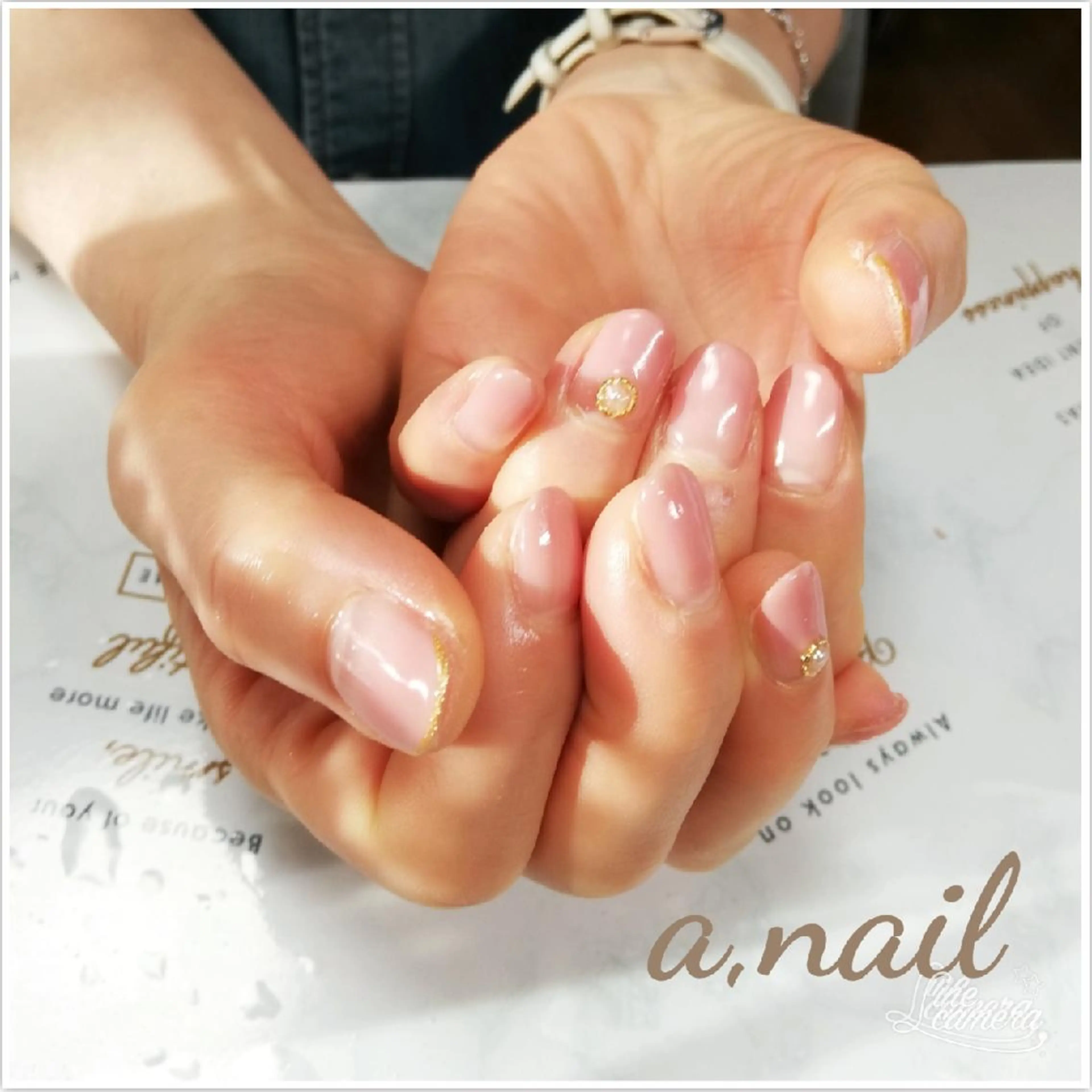 ネイル ストーンネイル ハンドネイル ネイルサロン エーネイルのネイルデザイン