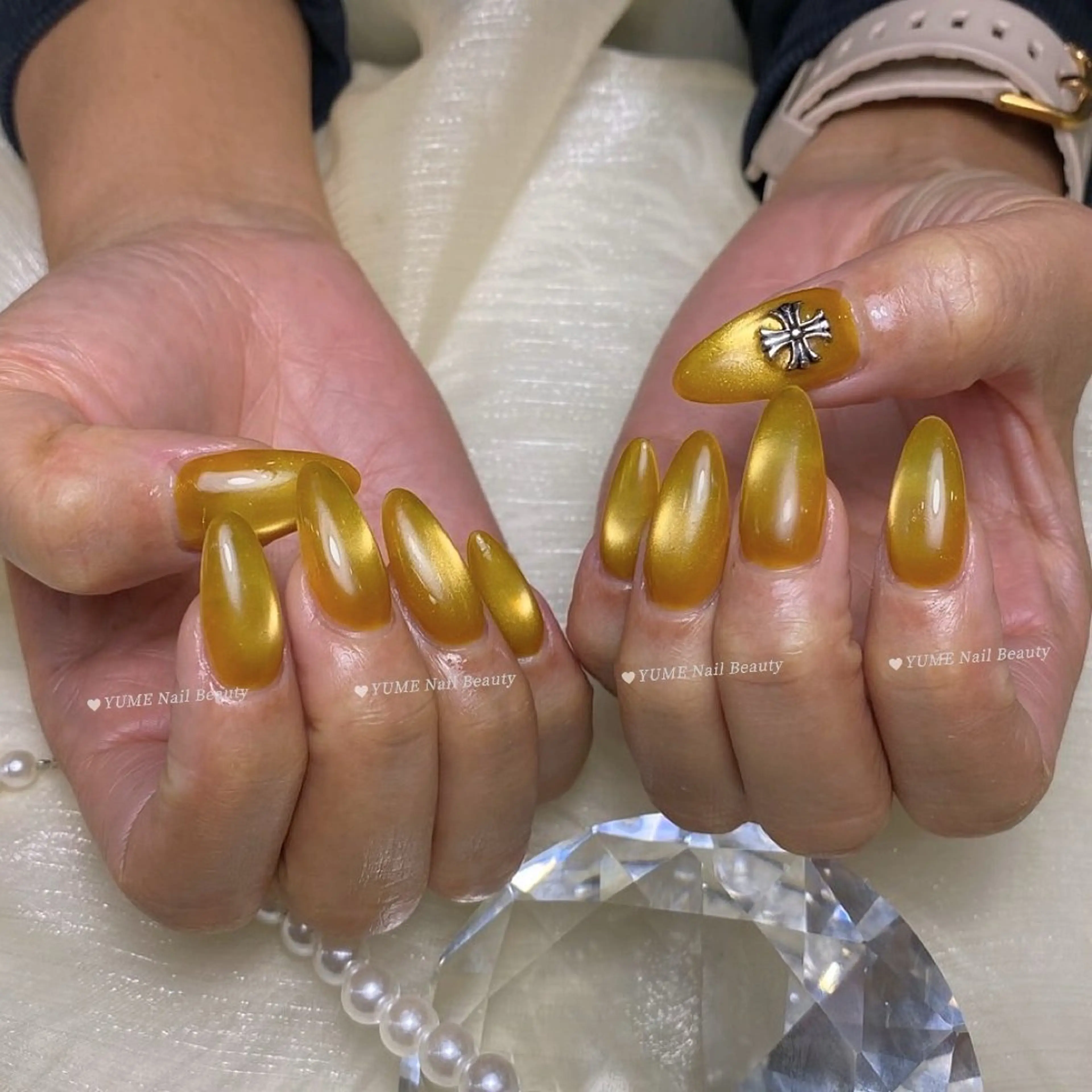 ミディアム ハンドネイル ガー NAILのネイルデザイン