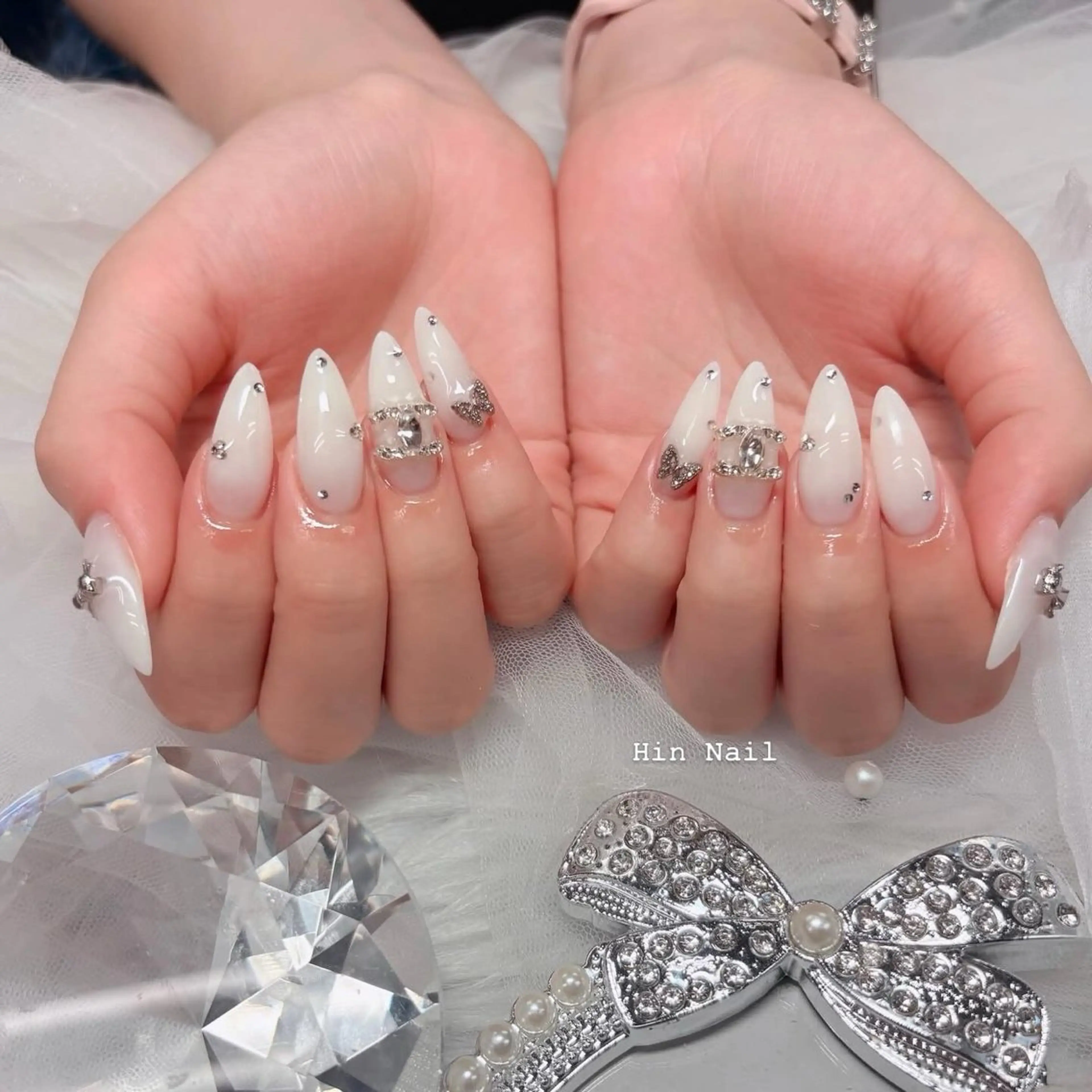 ネイル ハンドネイル HIN NAILのネイルデザイン
