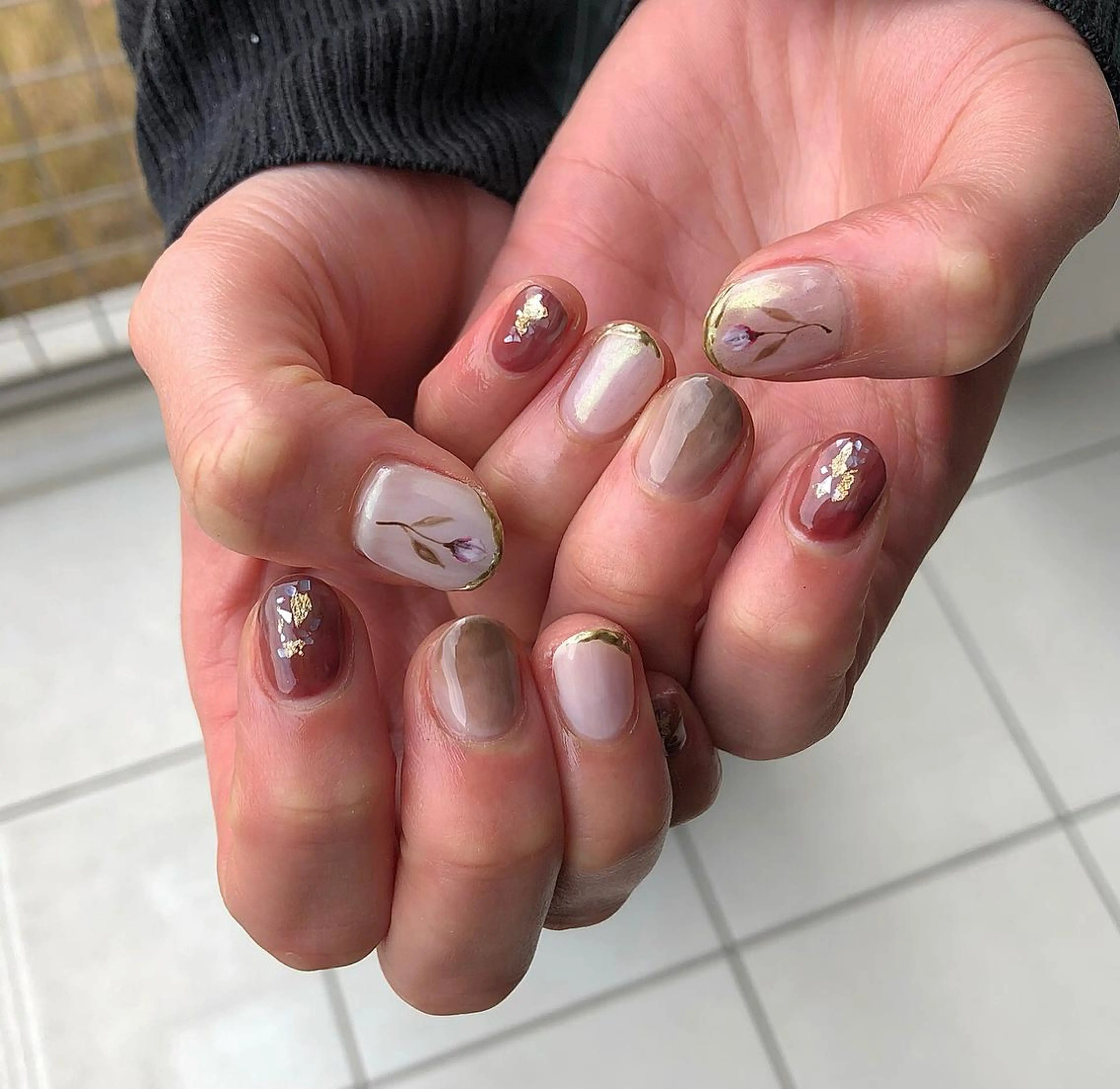 ネイル ハンドネイル émus nail Mamiのネイルデザイン