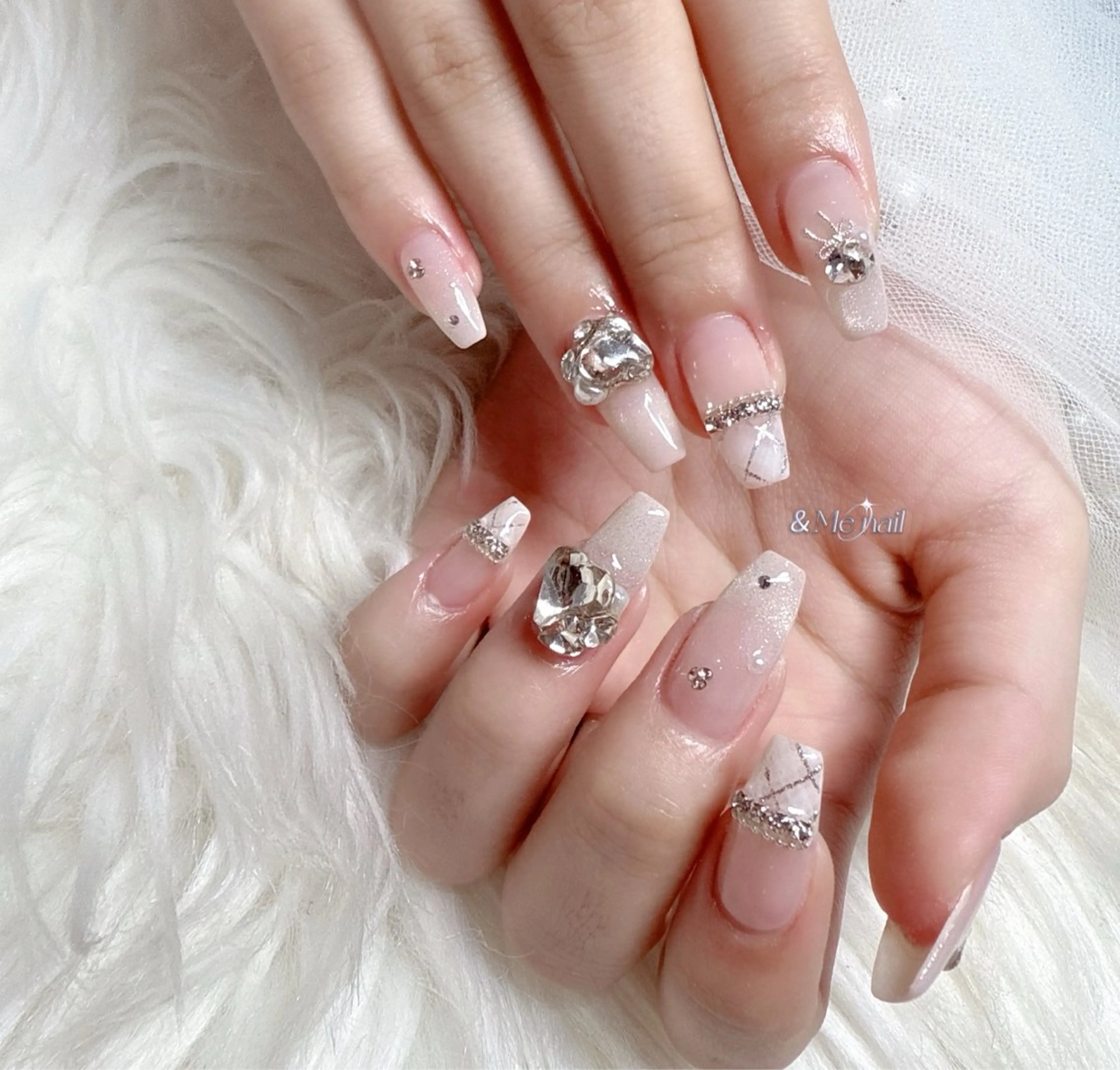 ネイル ハンドケア ＆ME アンドミーのネイルデザイン